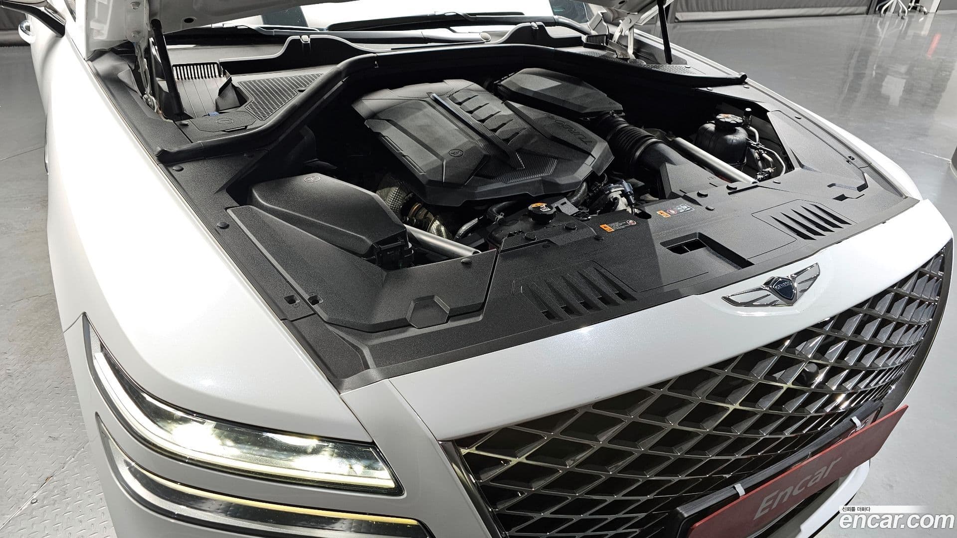 Main__Slider__Photo:GV80 Genesis 2022.9-5