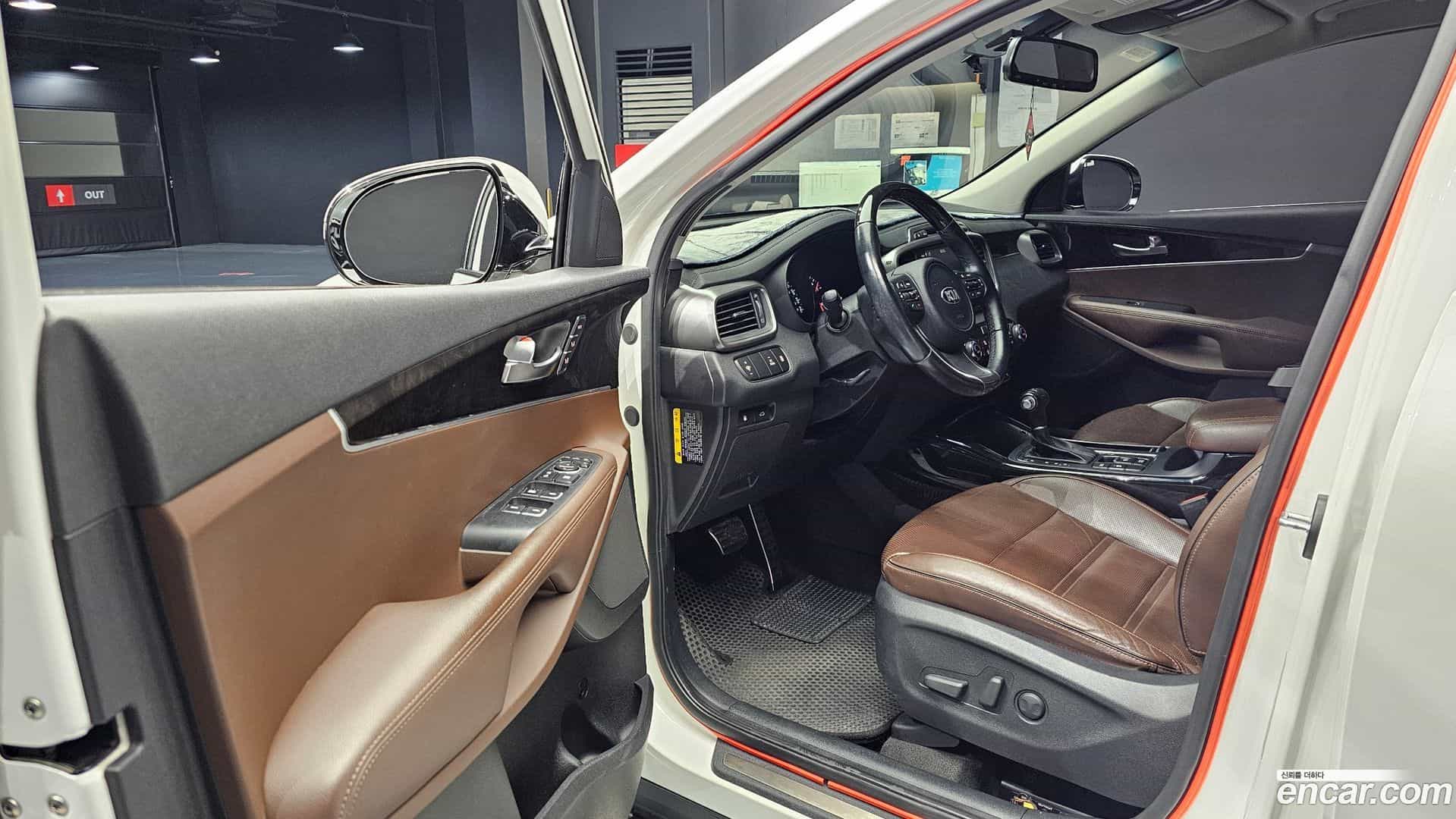 Sorento Kia 2014.8-OPTION-015