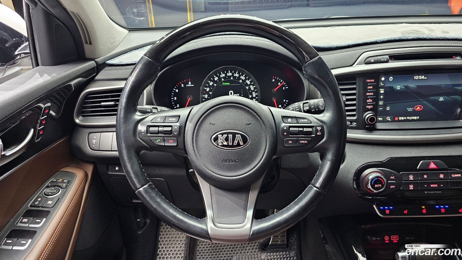 Main__Slider__Photo:Sorento Kia 2014.8-12
