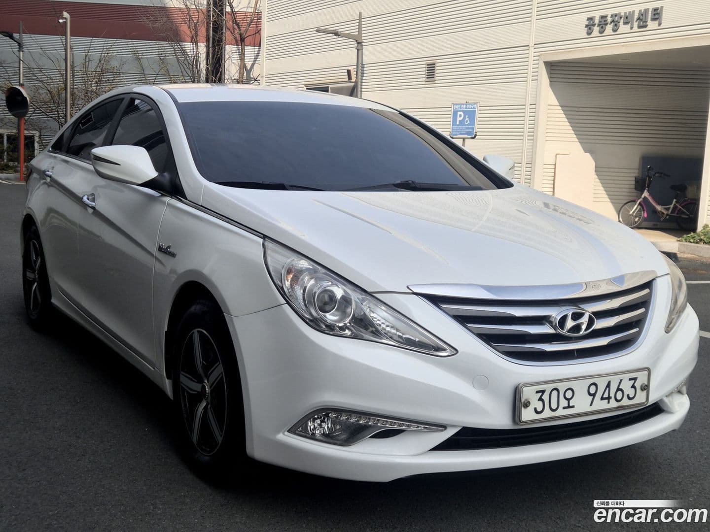 Main__Slider__Photo:Sonata Hyundai 2012.10-2