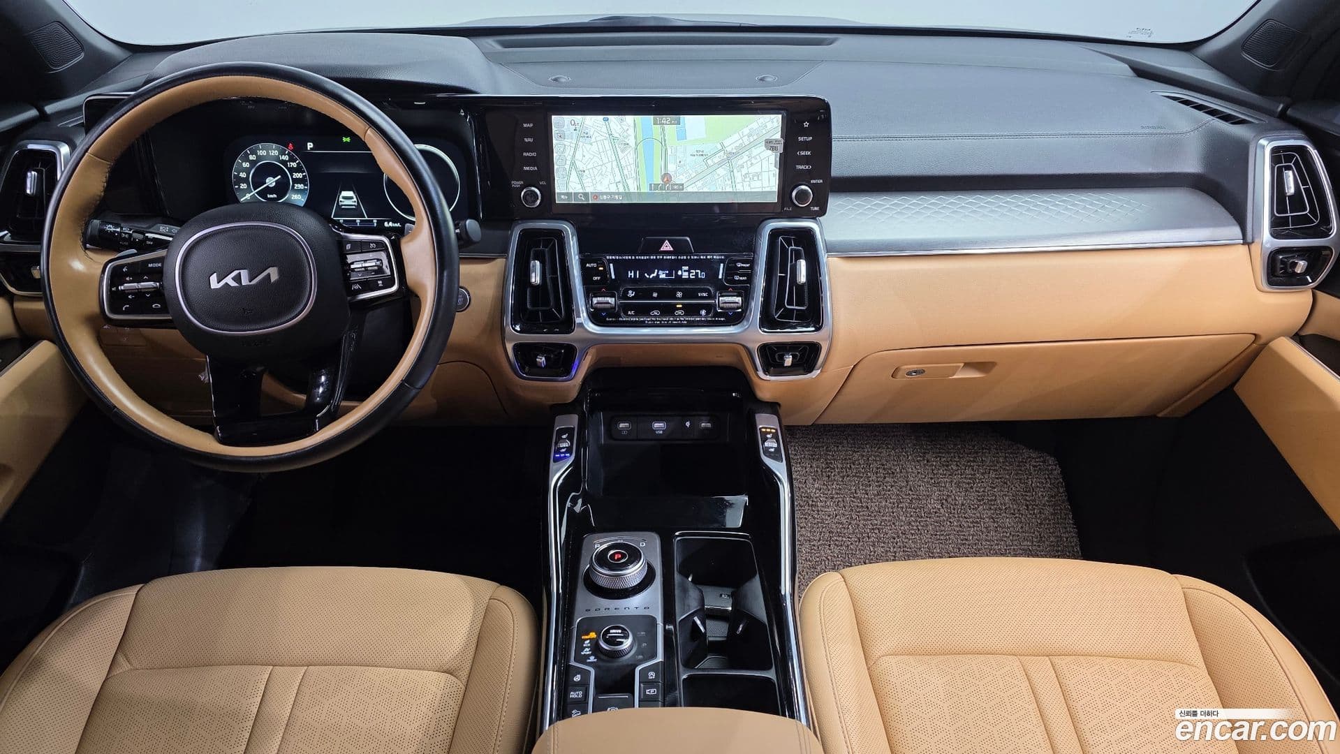 Main__Slider__Photo:Sorento Kia 2023.4-6