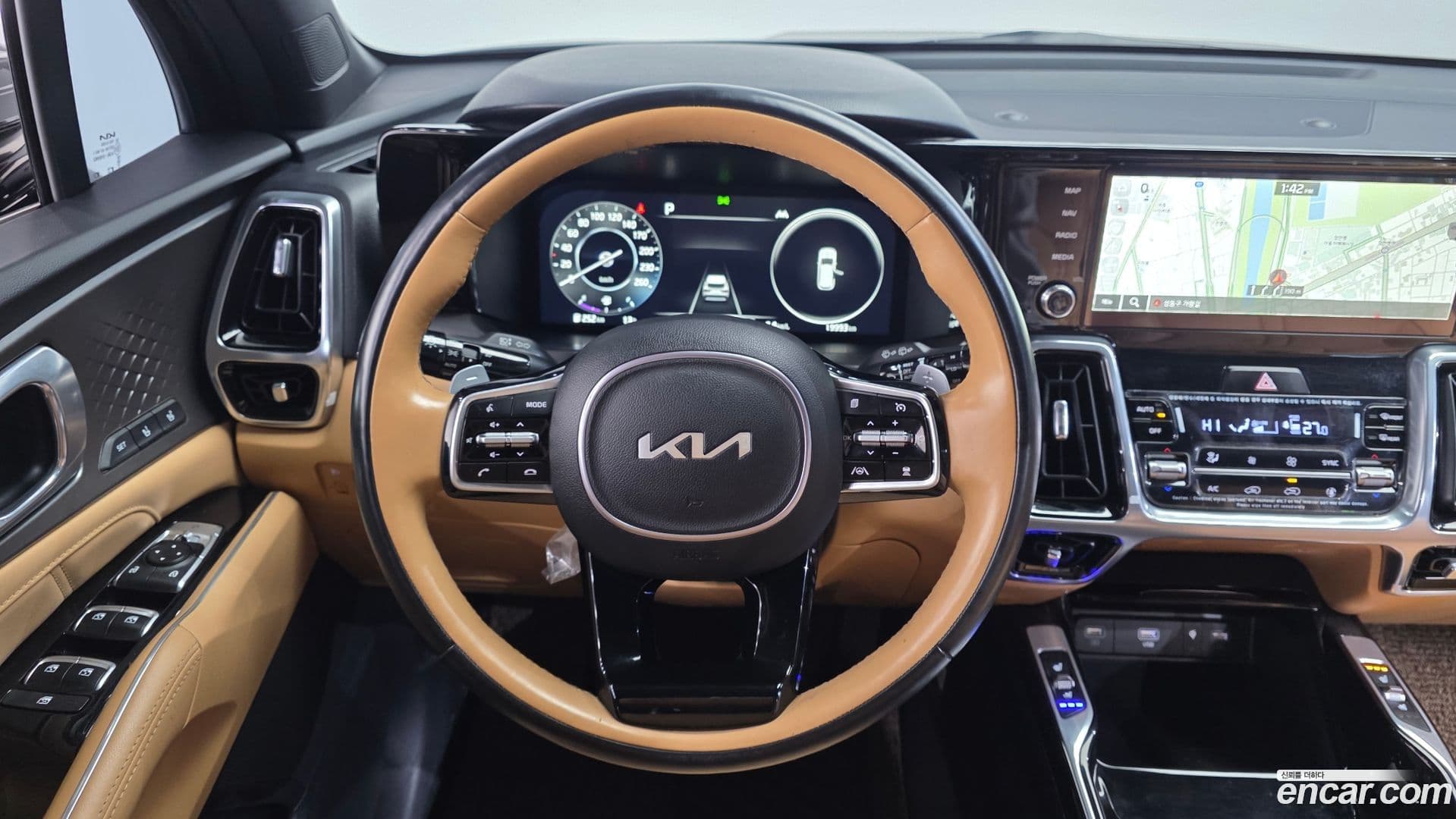 Main__Slider__Photo:Sorento Kia 2023.4-12