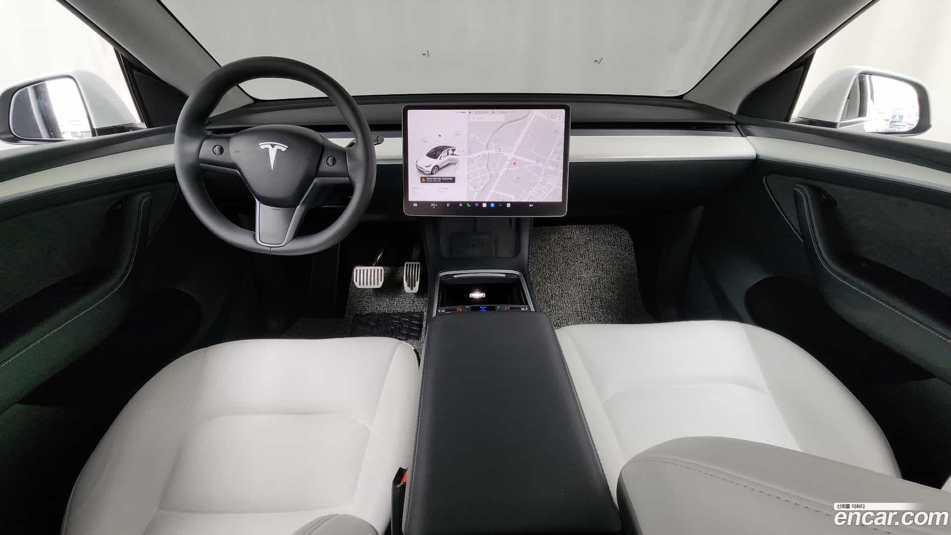 Model Y Tesla 2023.10-INNER-007