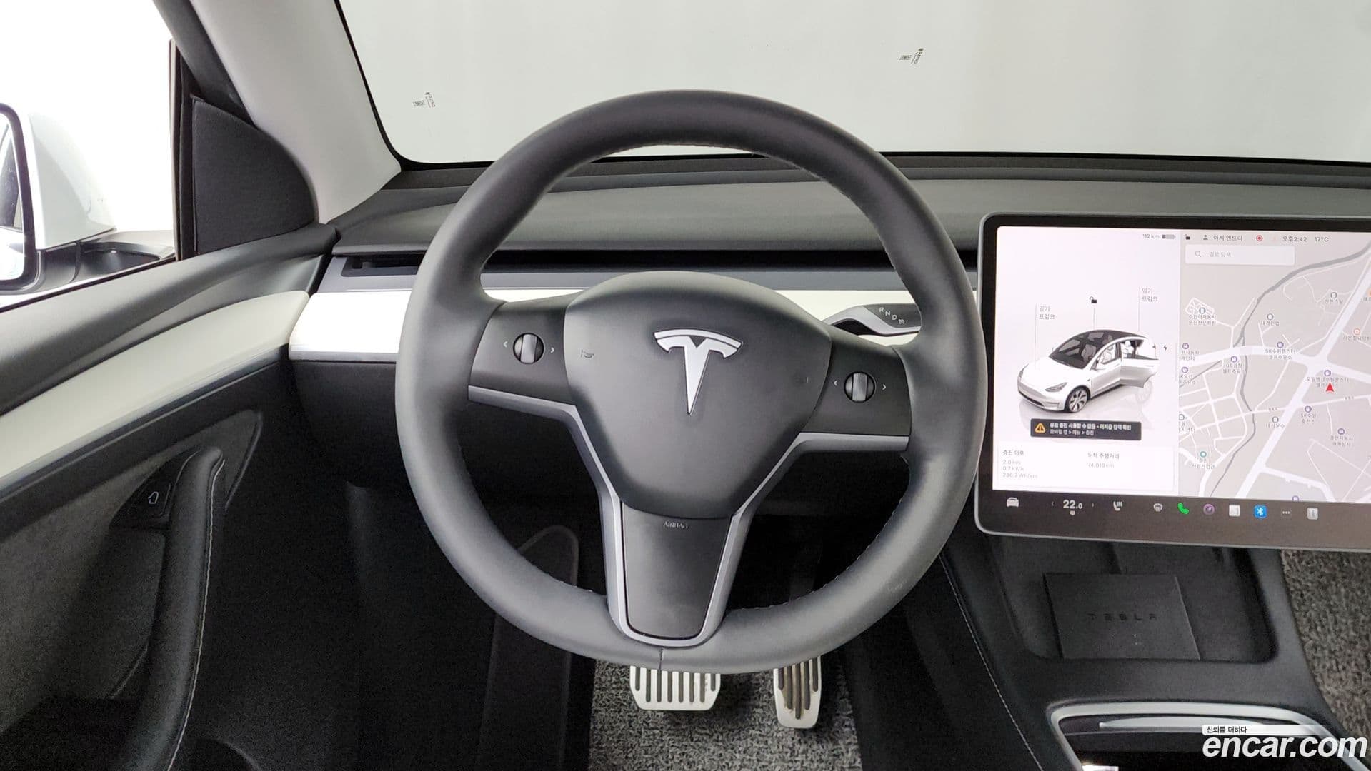 Main__Slider__Photo:Model Y Tesla 2023.10-12