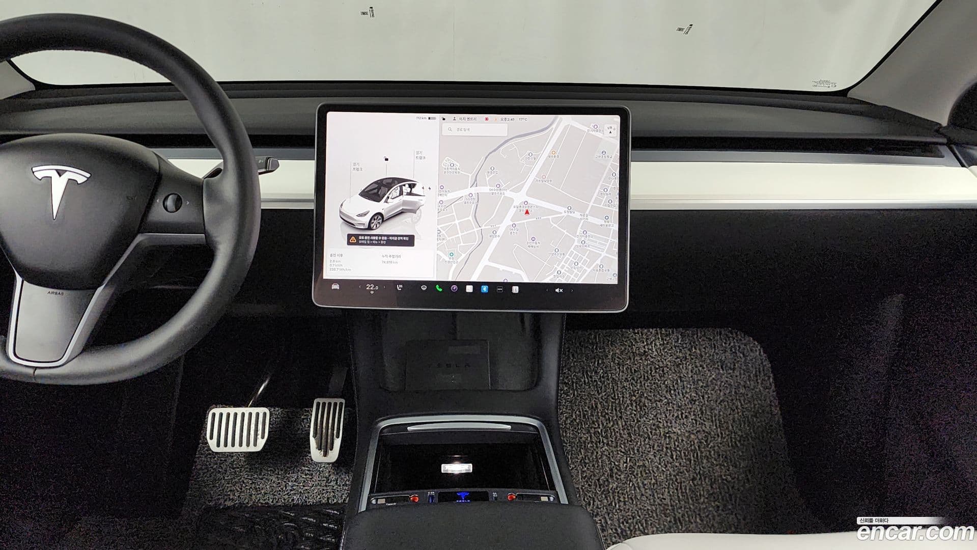Main__Slider__Photo:Model Y Tesla 2023.10-13