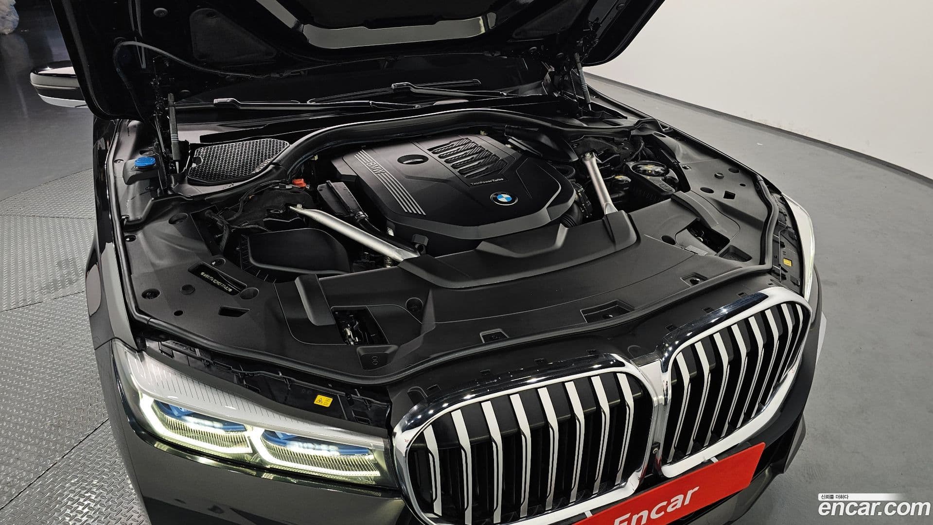 Main__Slider__Photo:7-Series BMW 2020.11-5