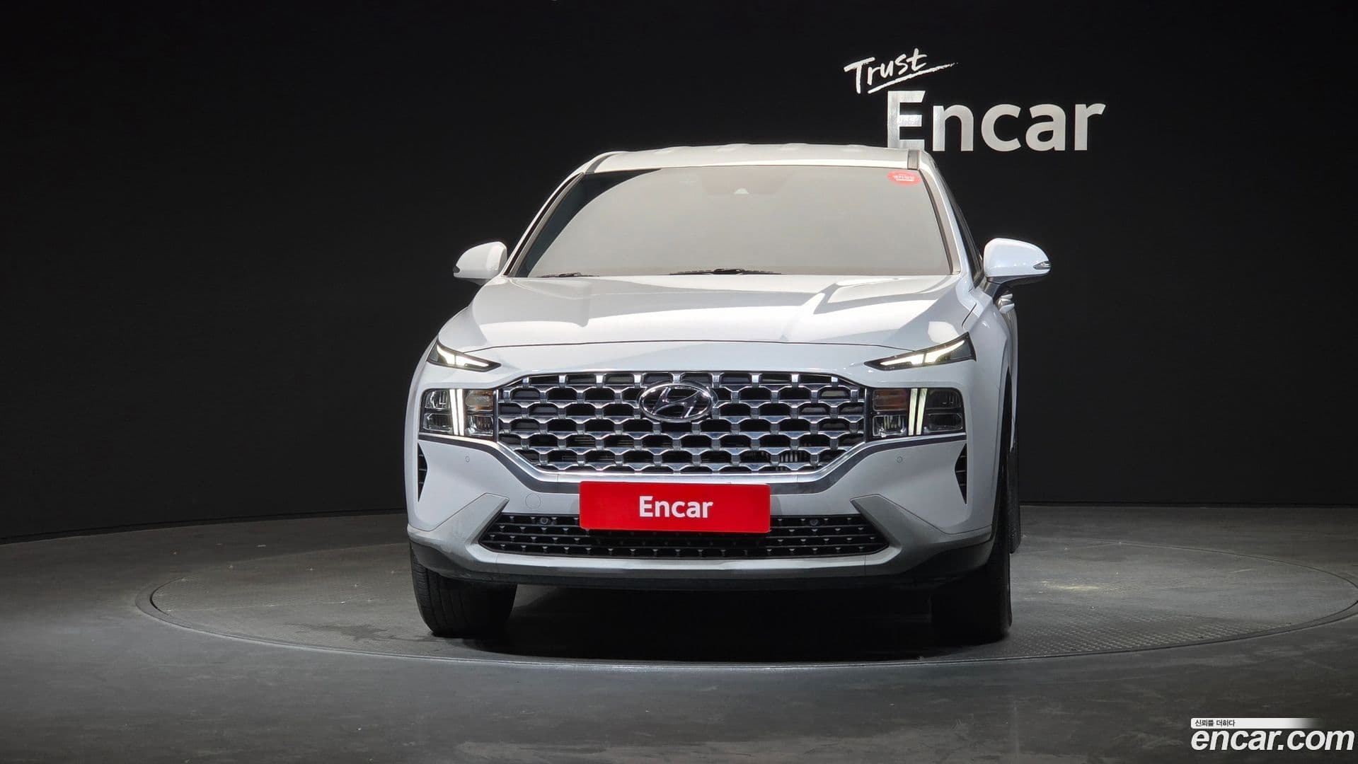 Main__Slider__Photo:Santafe Hyundai 2021.5-2