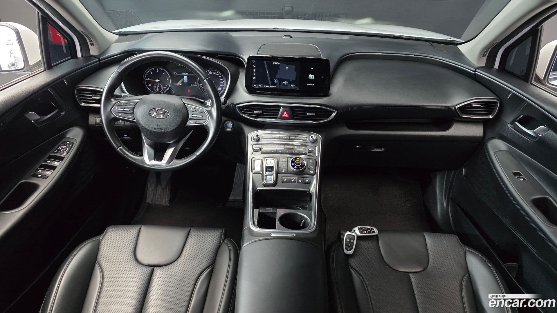 Main__Slider__Photo:Santafe Hyundai 2021.5-6