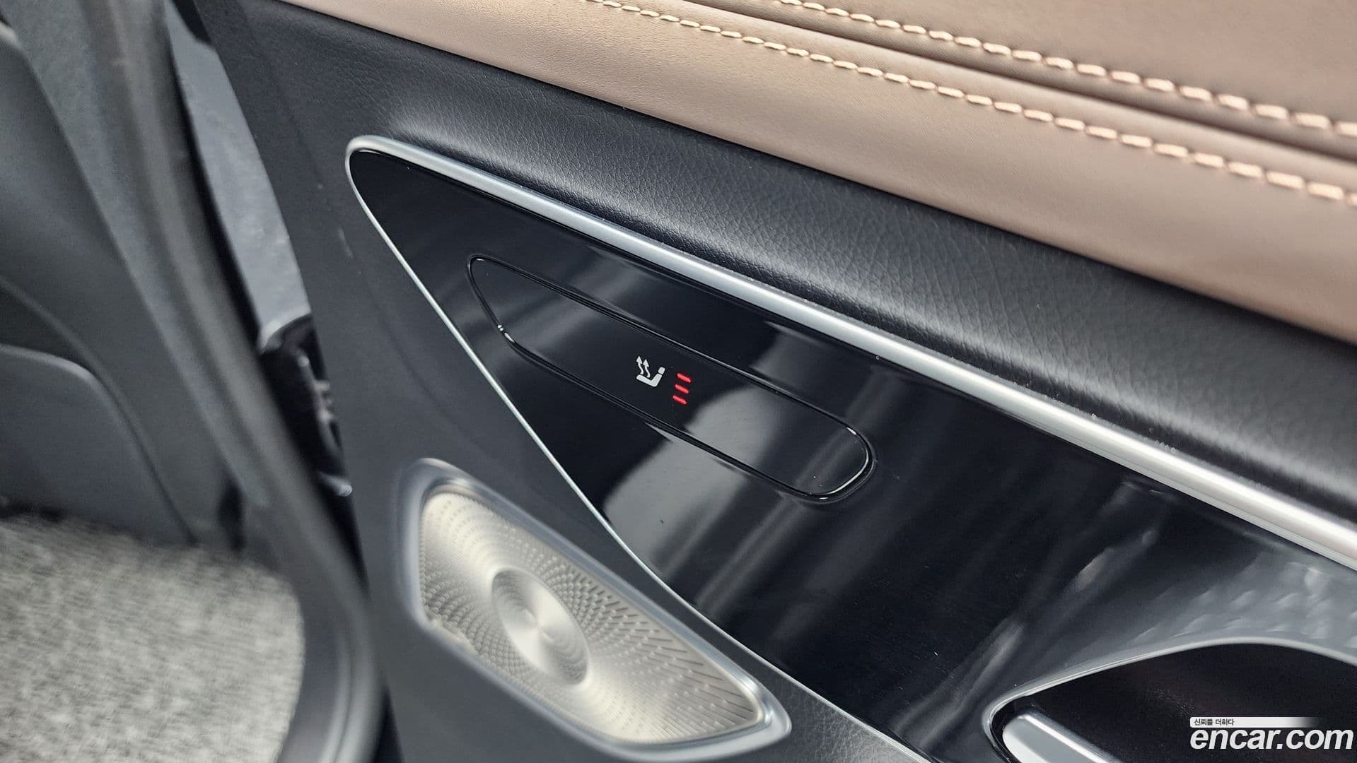 Main__Slider__Photo:EQE Mercedes-Benz 2023.2-17