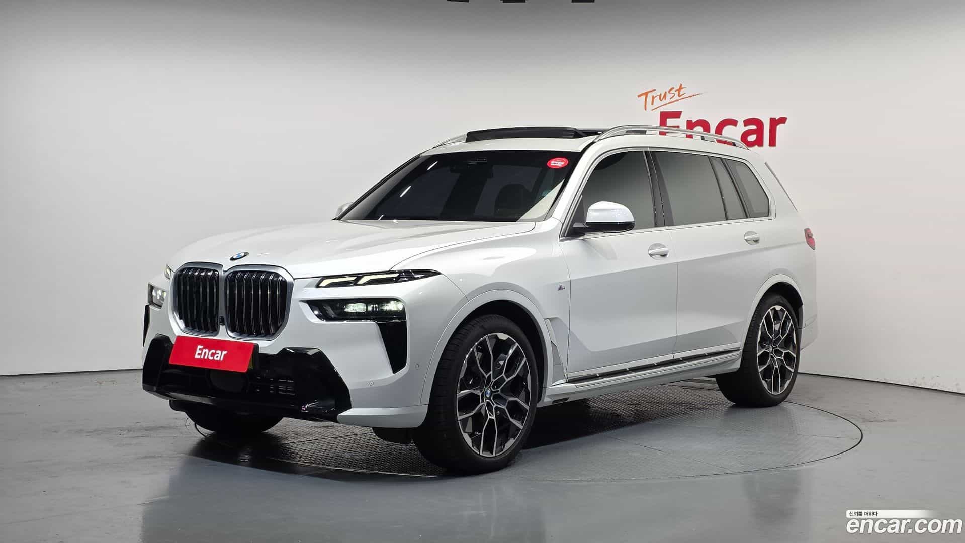 X7 BMW 2025.1-OUTER-001