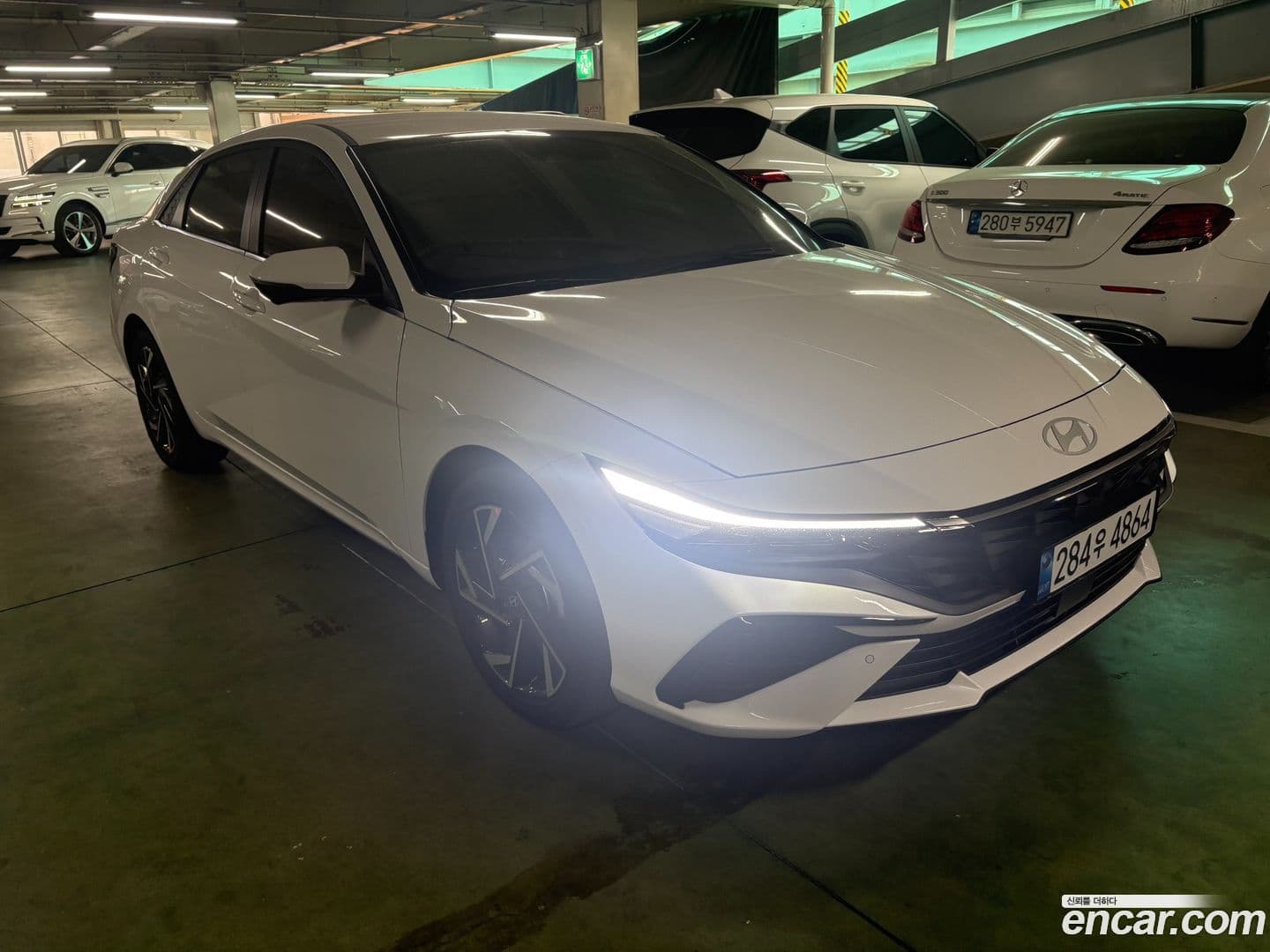 Main__Slider__Photo:AVANTE Hyundai 2026.2-2