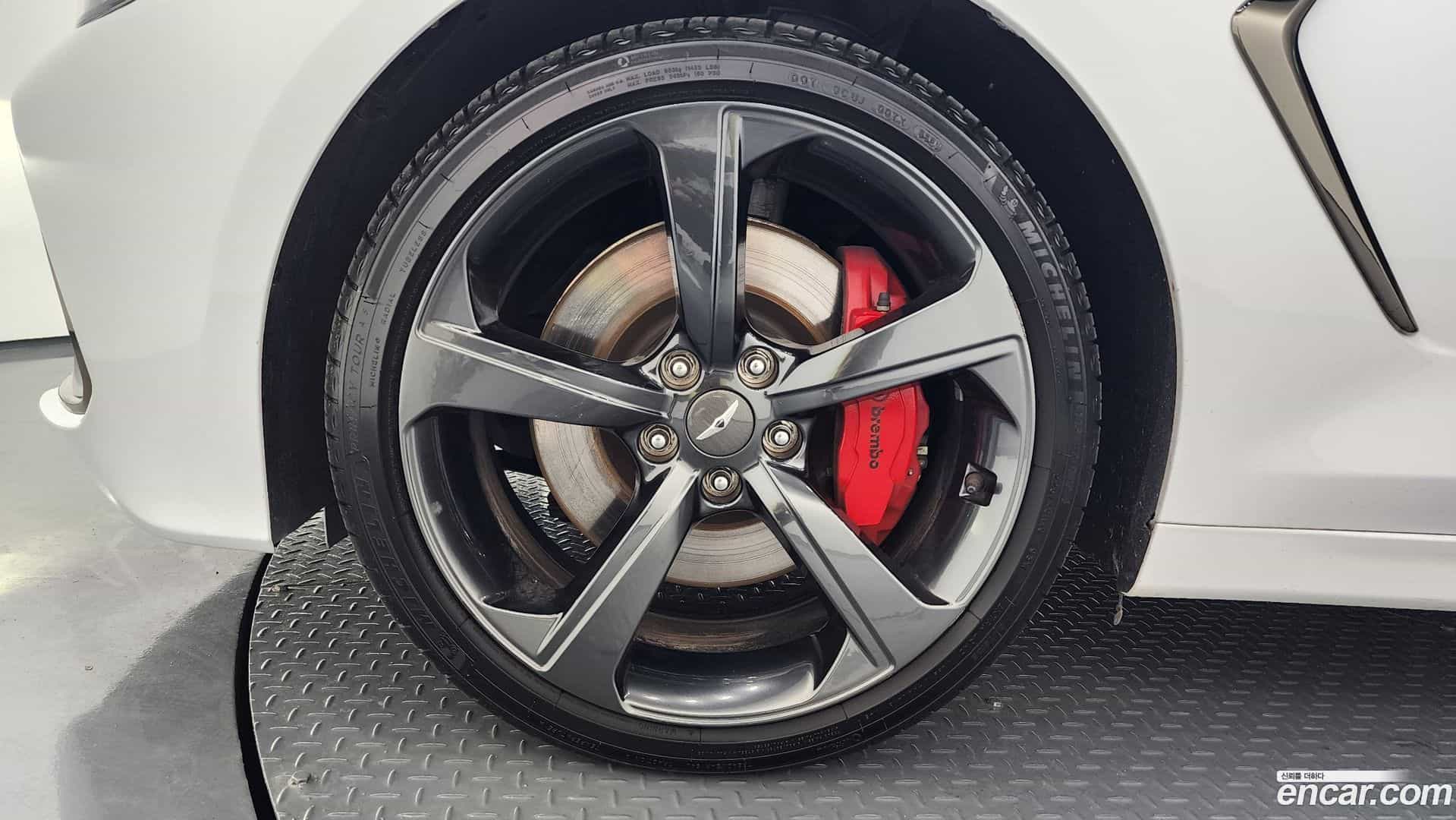 G70 Genesis 2019.5-OUTER-005