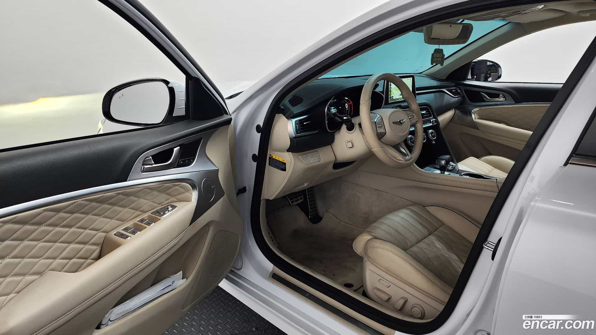 G70 Genesis 2019.5-INNER-010