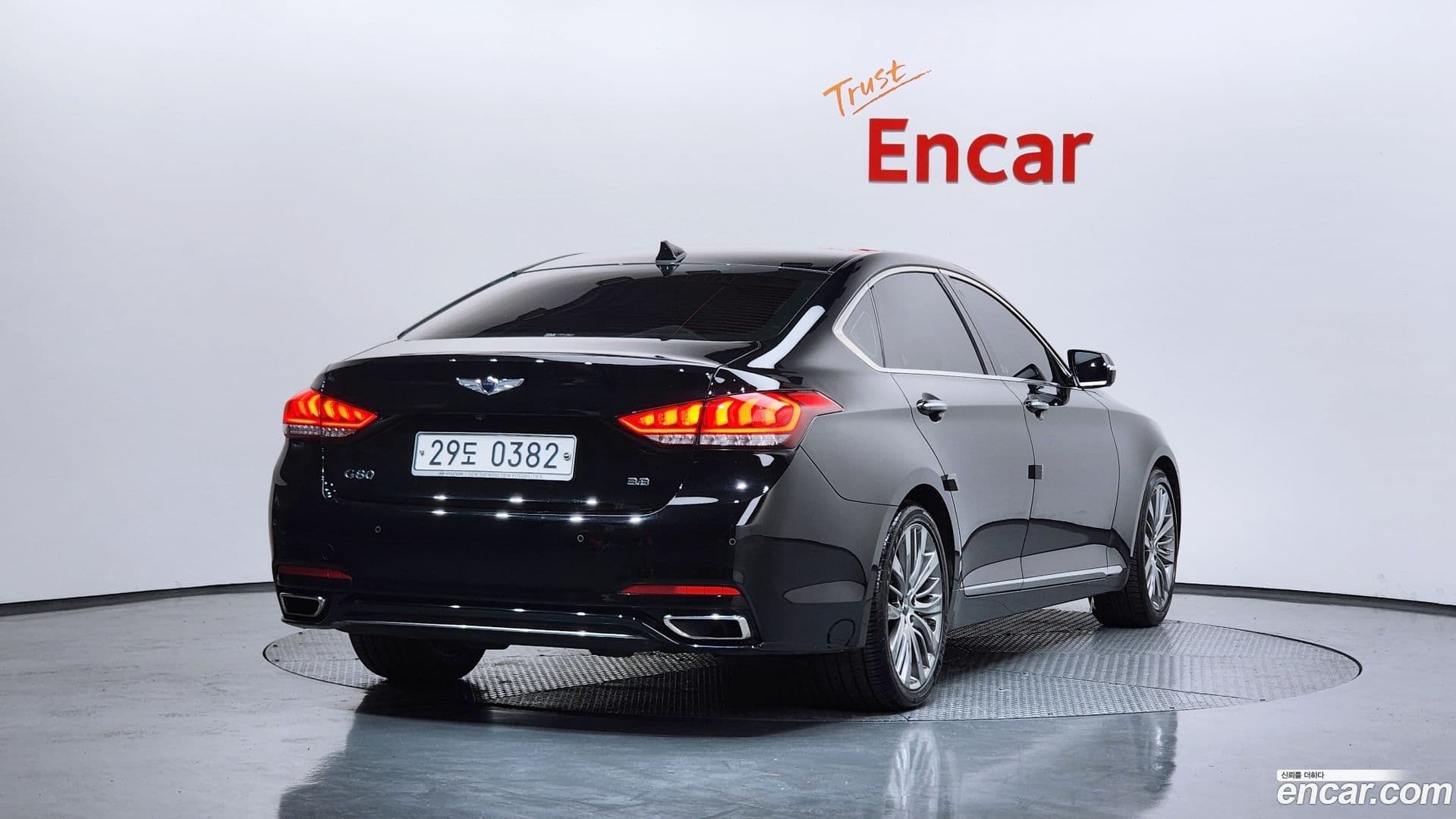 Main__Slider__Photo:G80 Genesis 2016.6-1