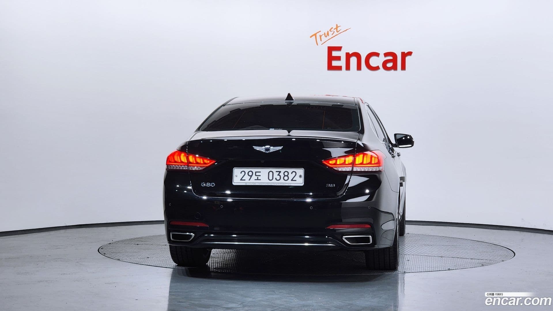 Main__Slider__Photo:G80 Genesis 2016.6-3