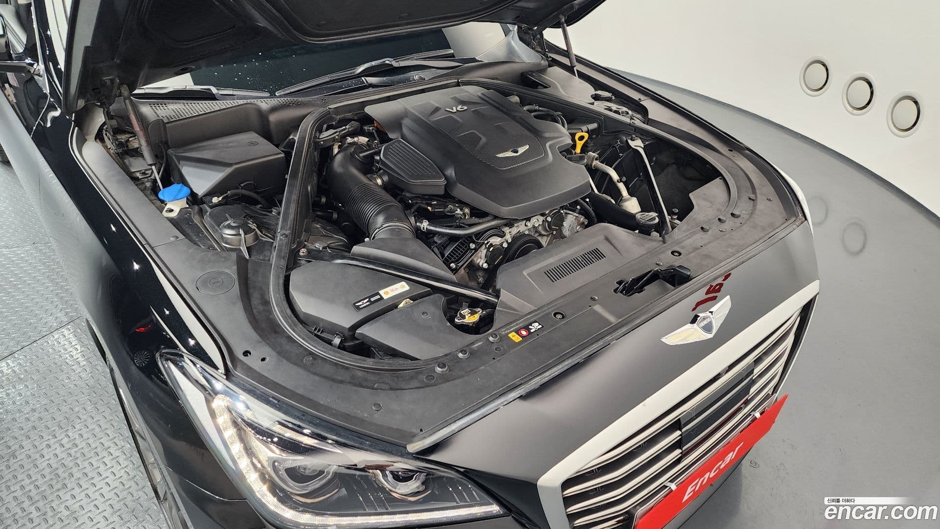 Main__Slider__Photo:G80 Genesis 2016.6-5