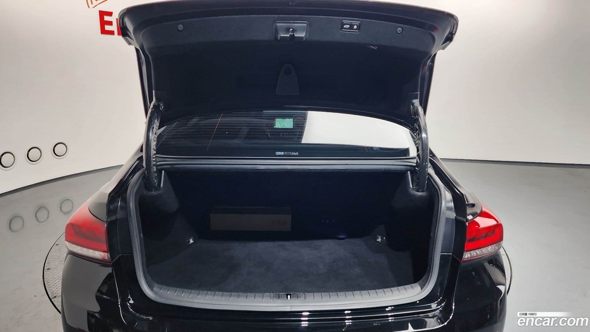 Main__Slider__Photo:G80 Genesis 2016.6-19