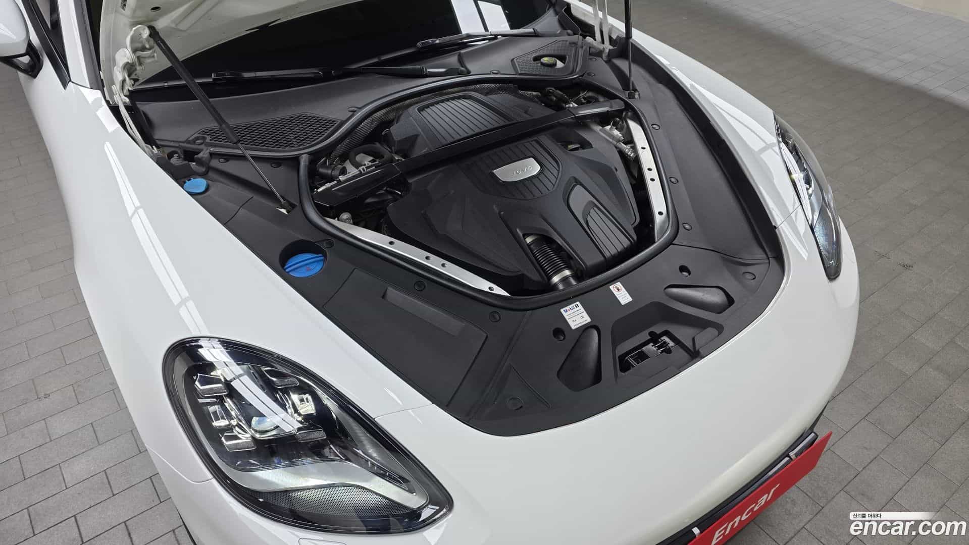 Panamera Porsche 2018.2-OUTER-006