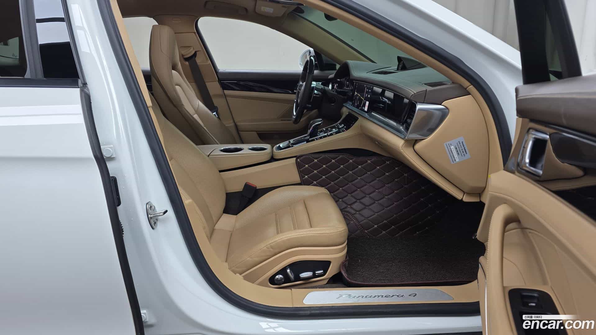 Panamera Porsche 2018.2-OPTION-015