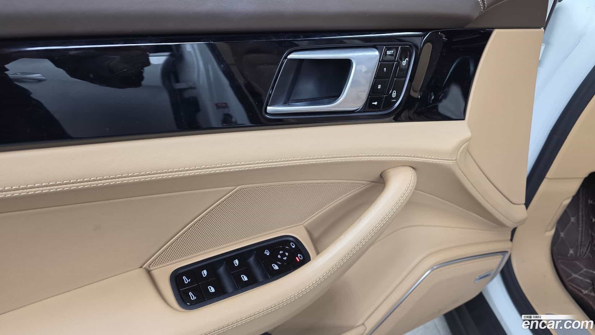 Panamera Porsche 2018.2-OPTION-018