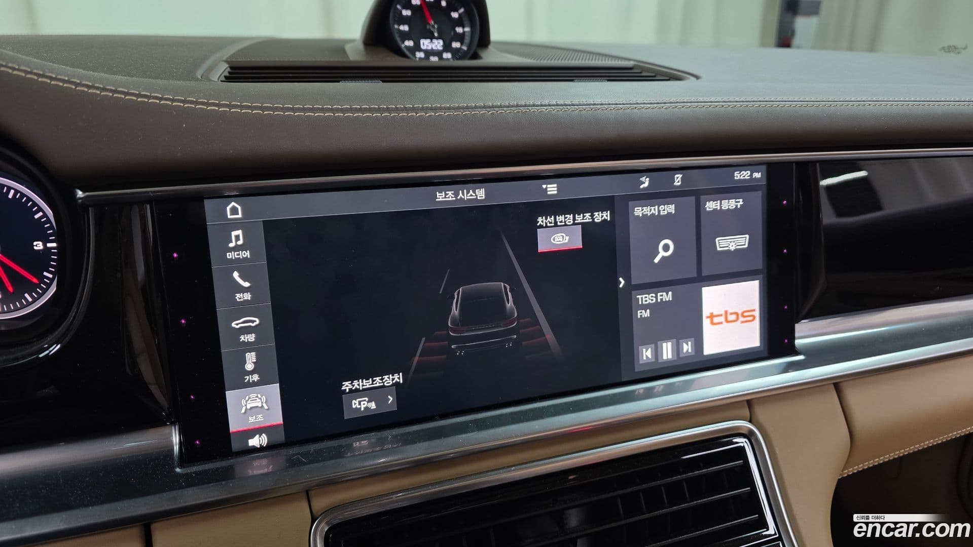 Main__Slider__Photo:Panamera Porsche 2018.2-16