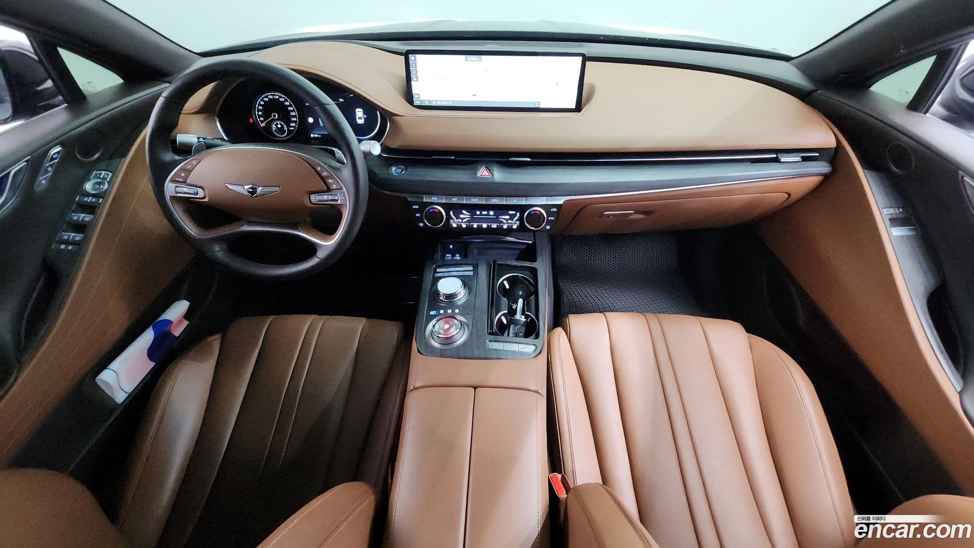 Main__Slider__Photo:G80 Genesis 2023.4-6