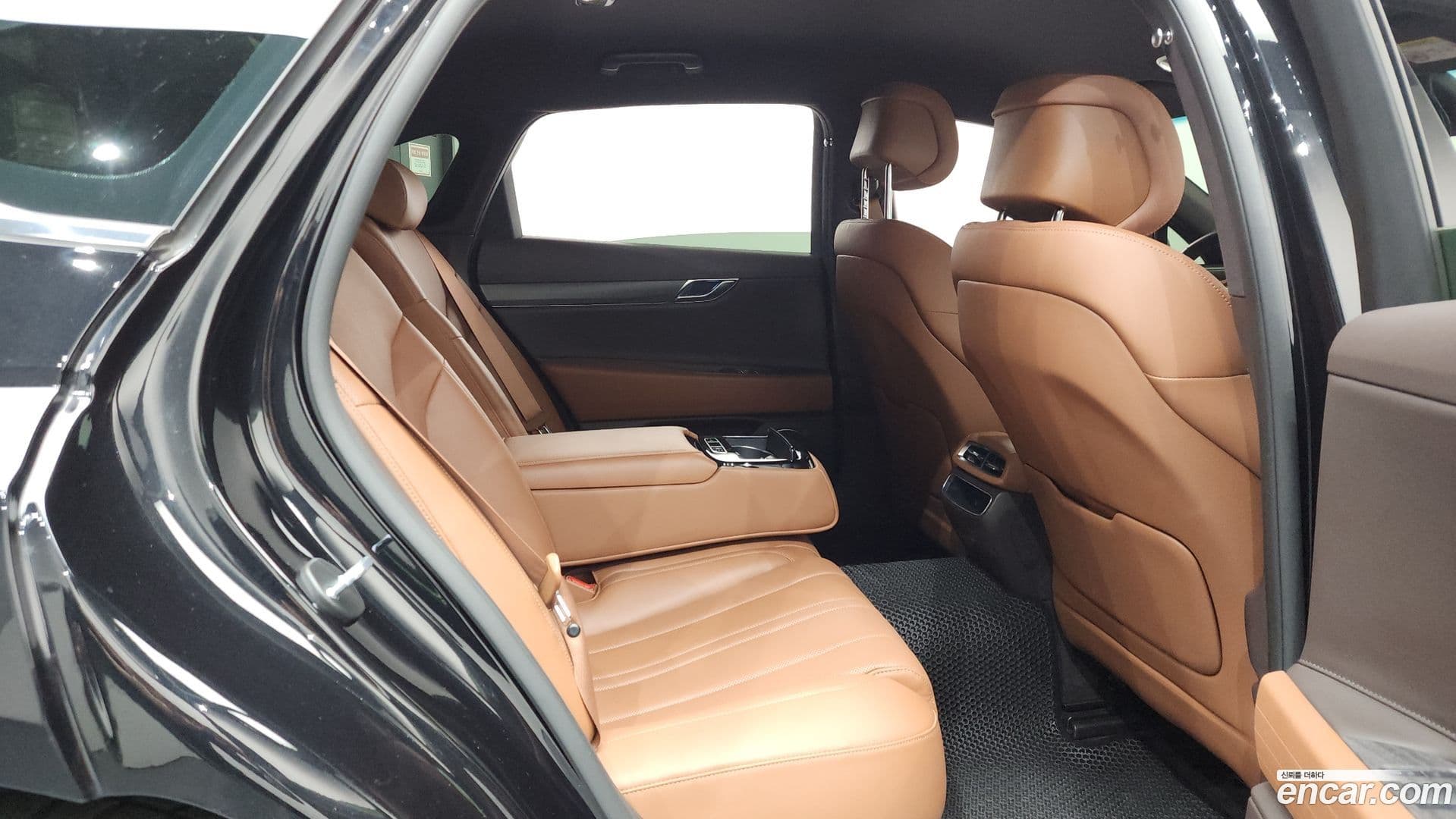 Main__Slider__Photo:G80 Genesis 2023.4-11