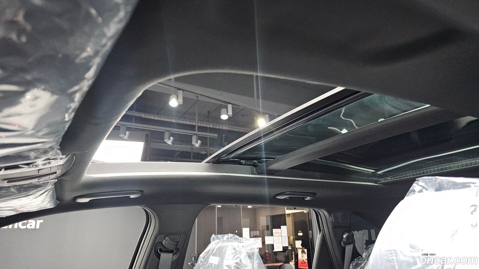 Main__Slider__Photo:Sorento Kia 2026.2-15