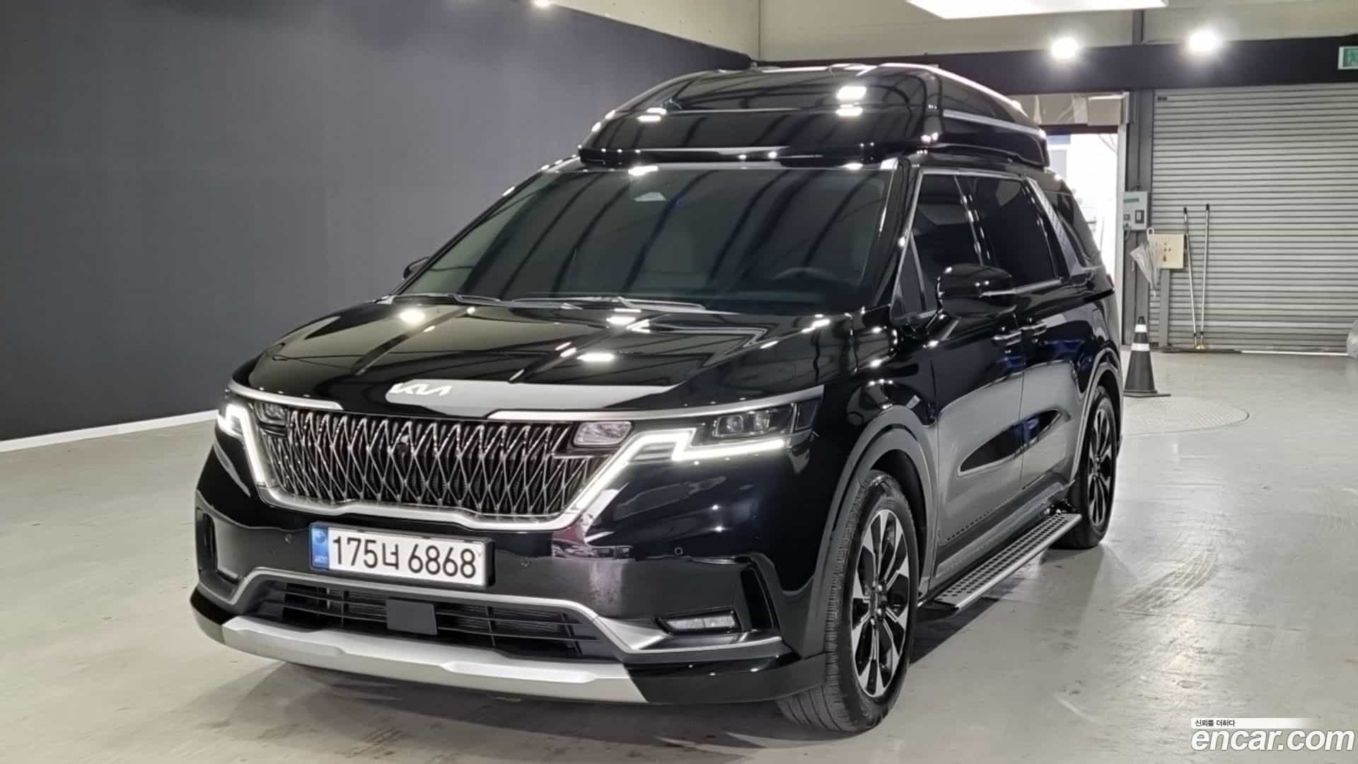 Canival Kia 2021.10-OUTER-001