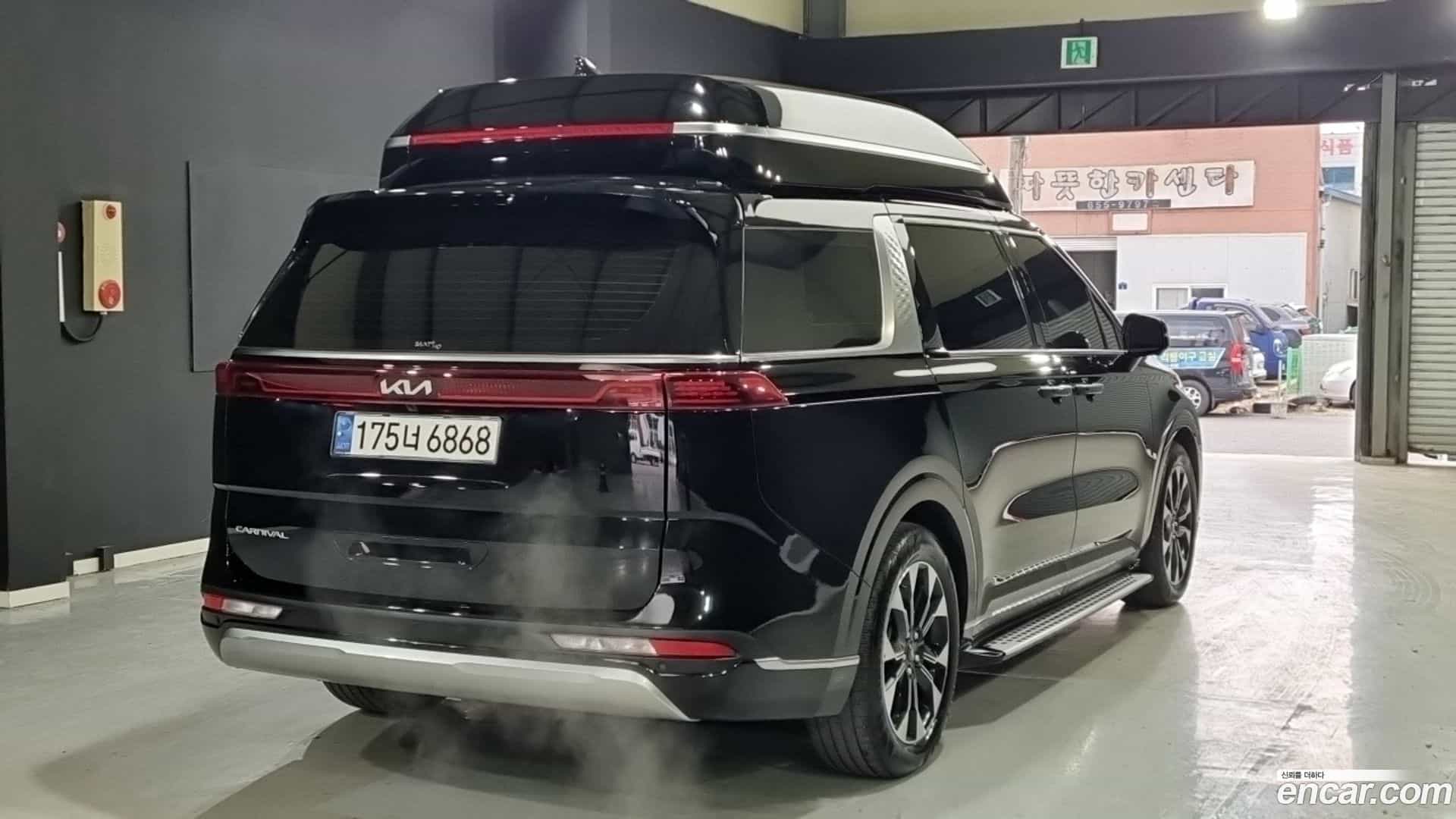 Canival Kia 2021.10-OUTER-002