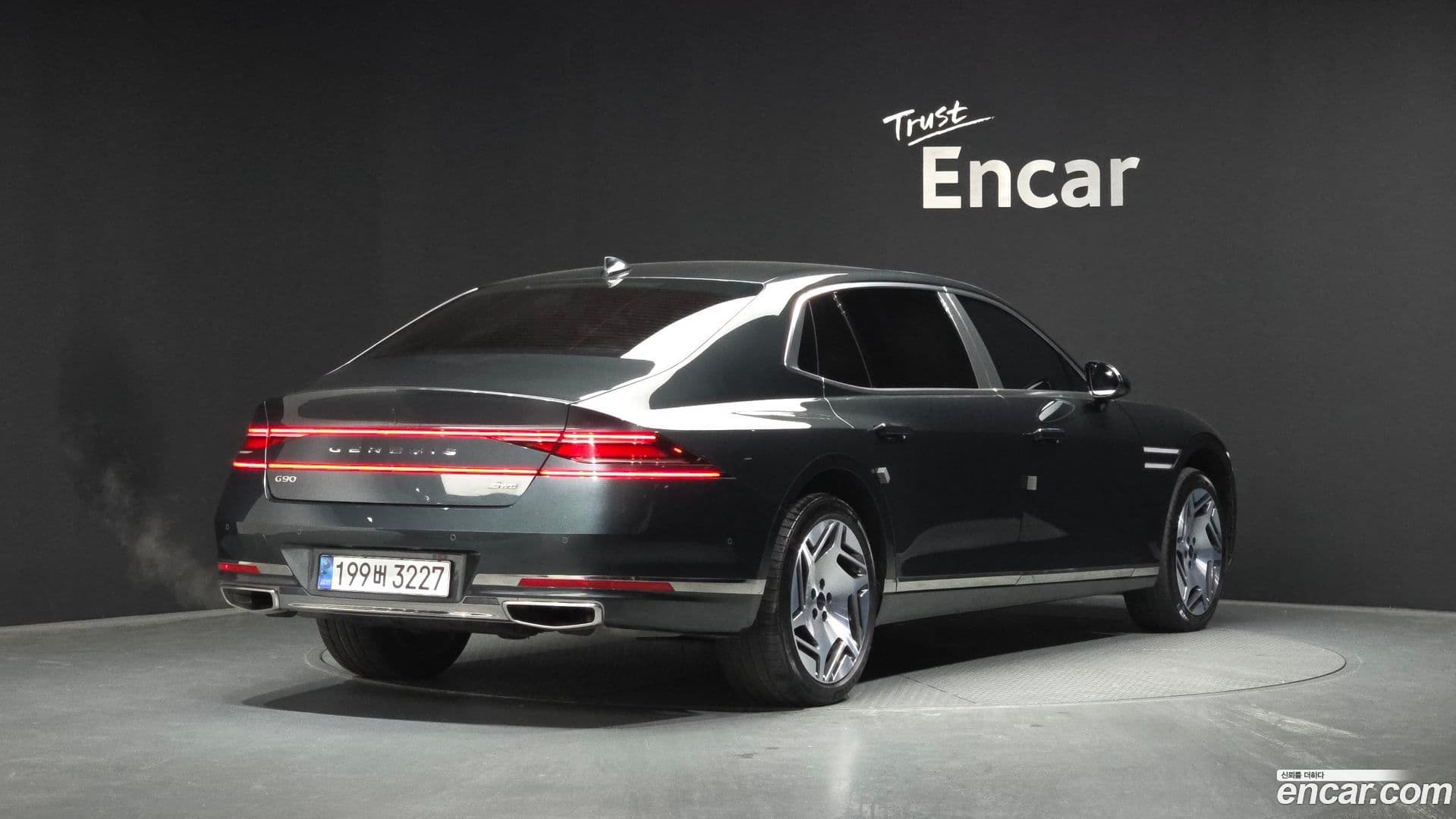 Main__Slider__Photo:G90 Genesis 2024.1-1