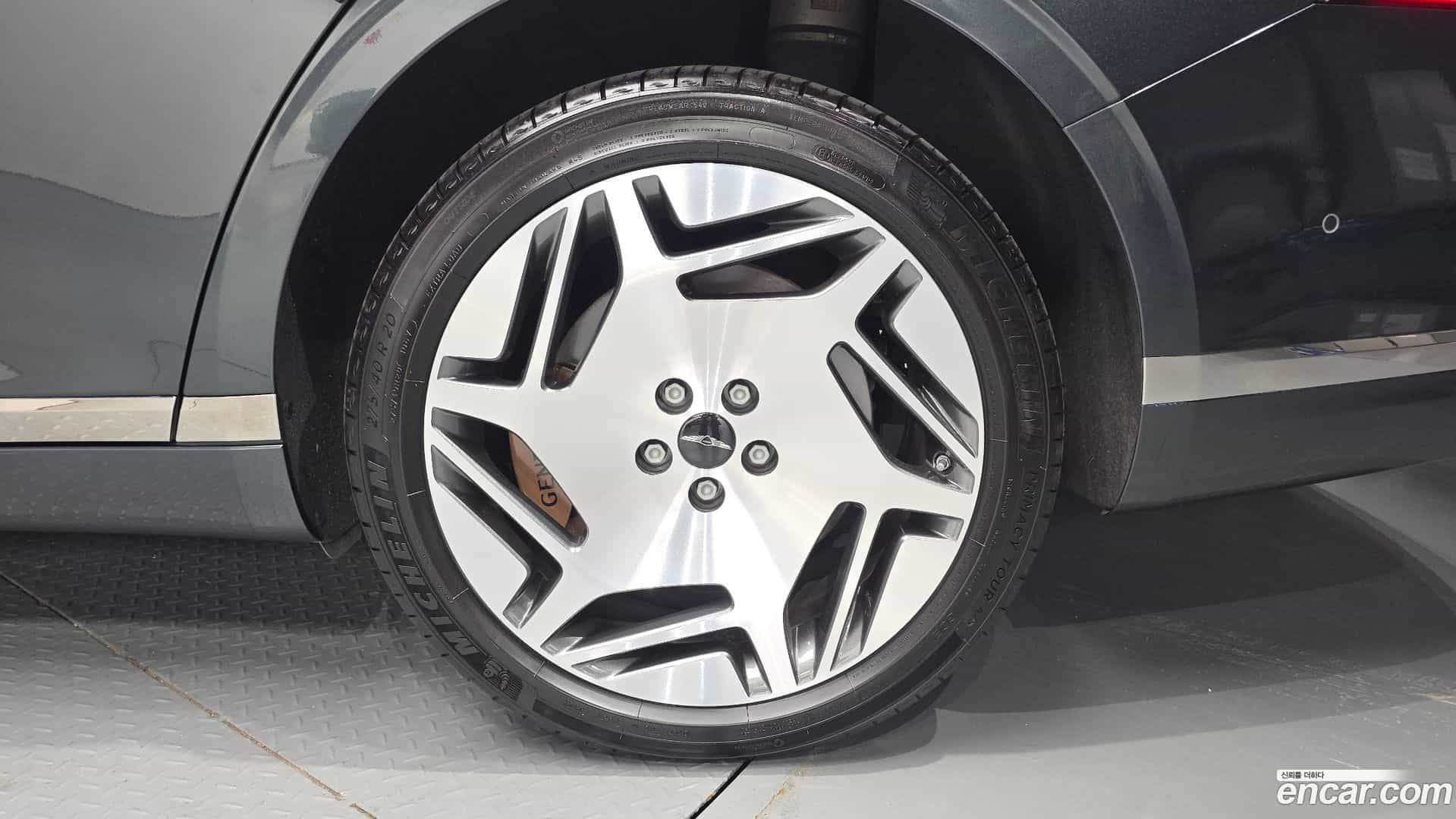 G90 Genesis 2024.1-OUTER-005