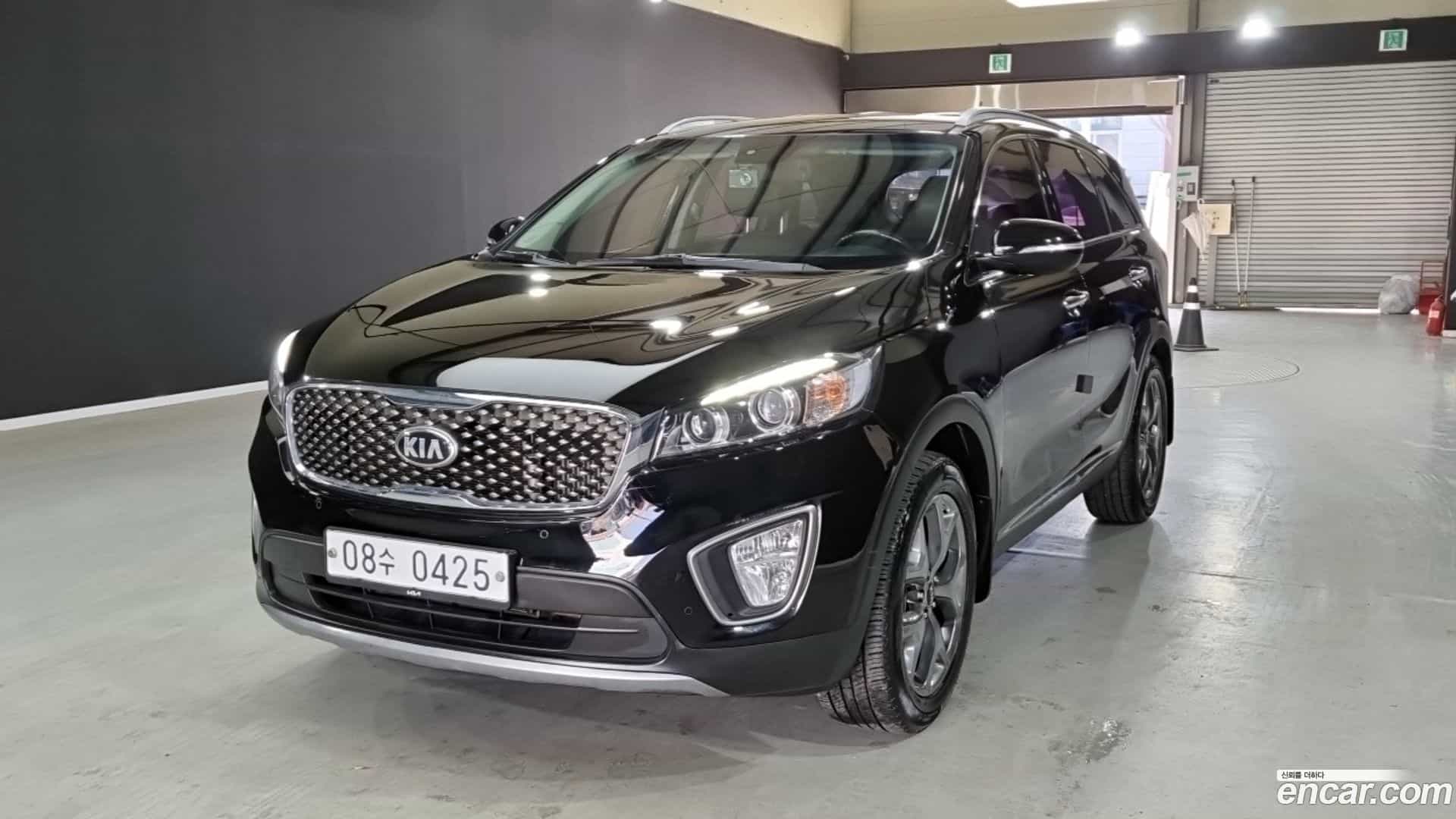 Sorento Kia 2016.8-OUTER-001