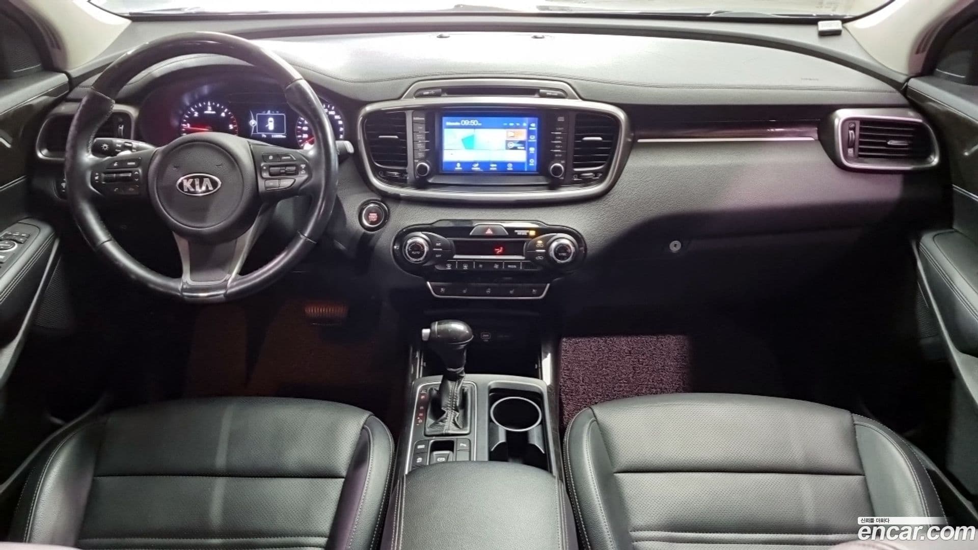 Main__Slider__Photo:Sorento Kia 2016.8-4