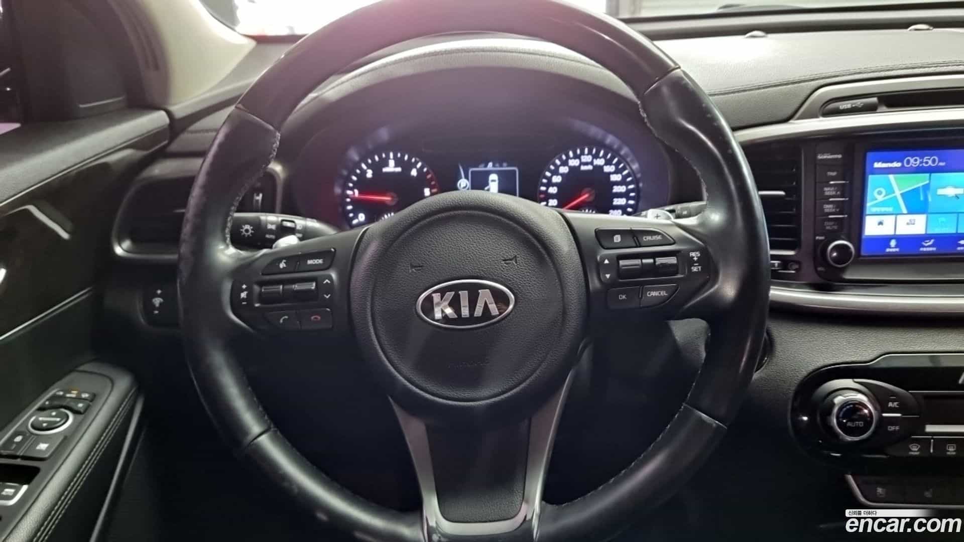 Sorento Kia 2016.8-INNER-009