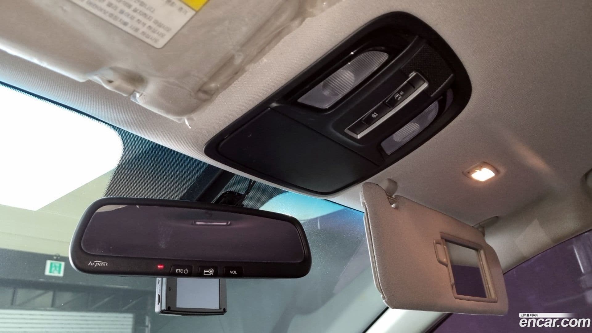 Main__Slider__Photo:Sorento Kia 2016.8-12