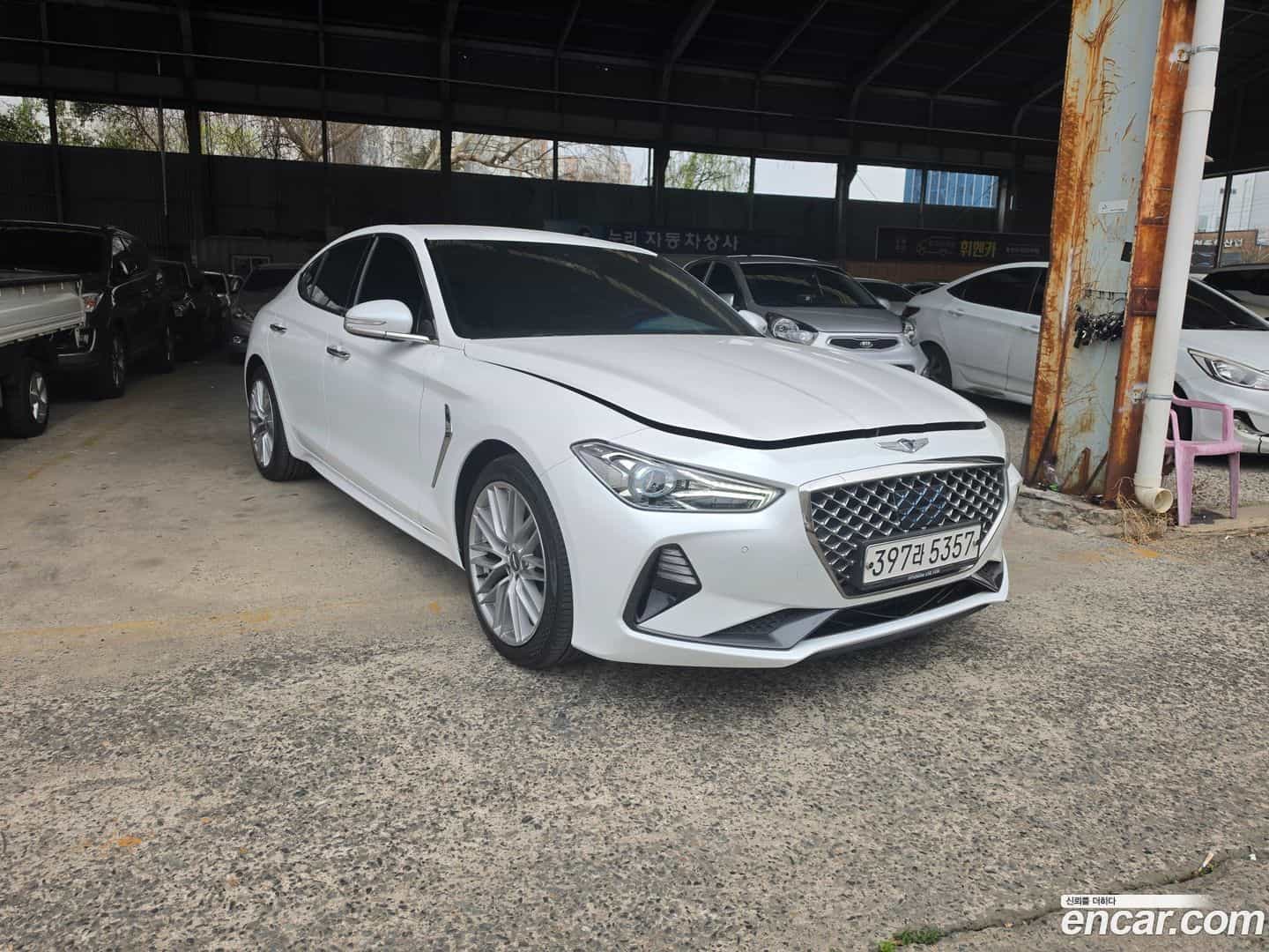 G70 Genesis 2019.10-OUTER-003