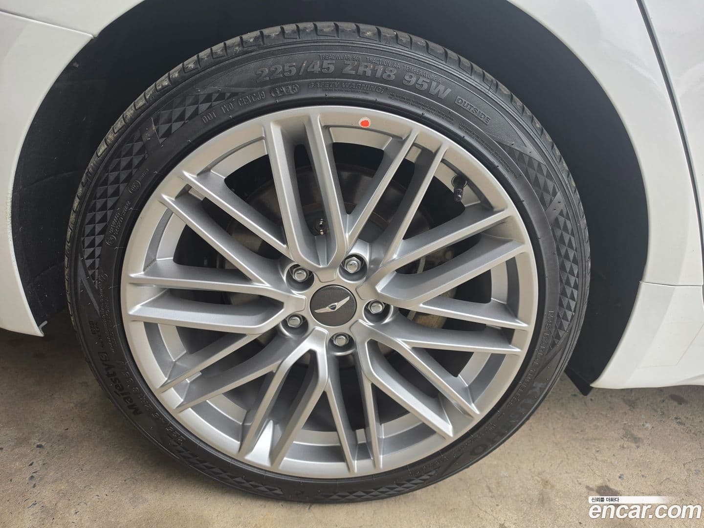 Main__Slider__Photo:G70 Genesis 2019.10-4