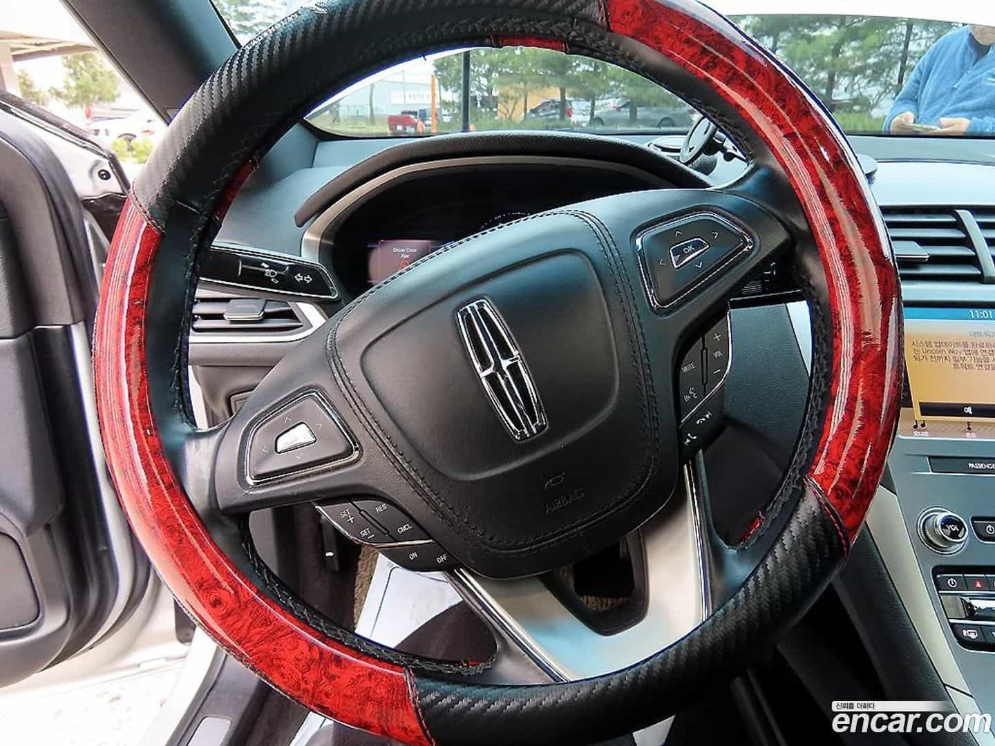 MKZ Lincoln 2019.5-INNER-008