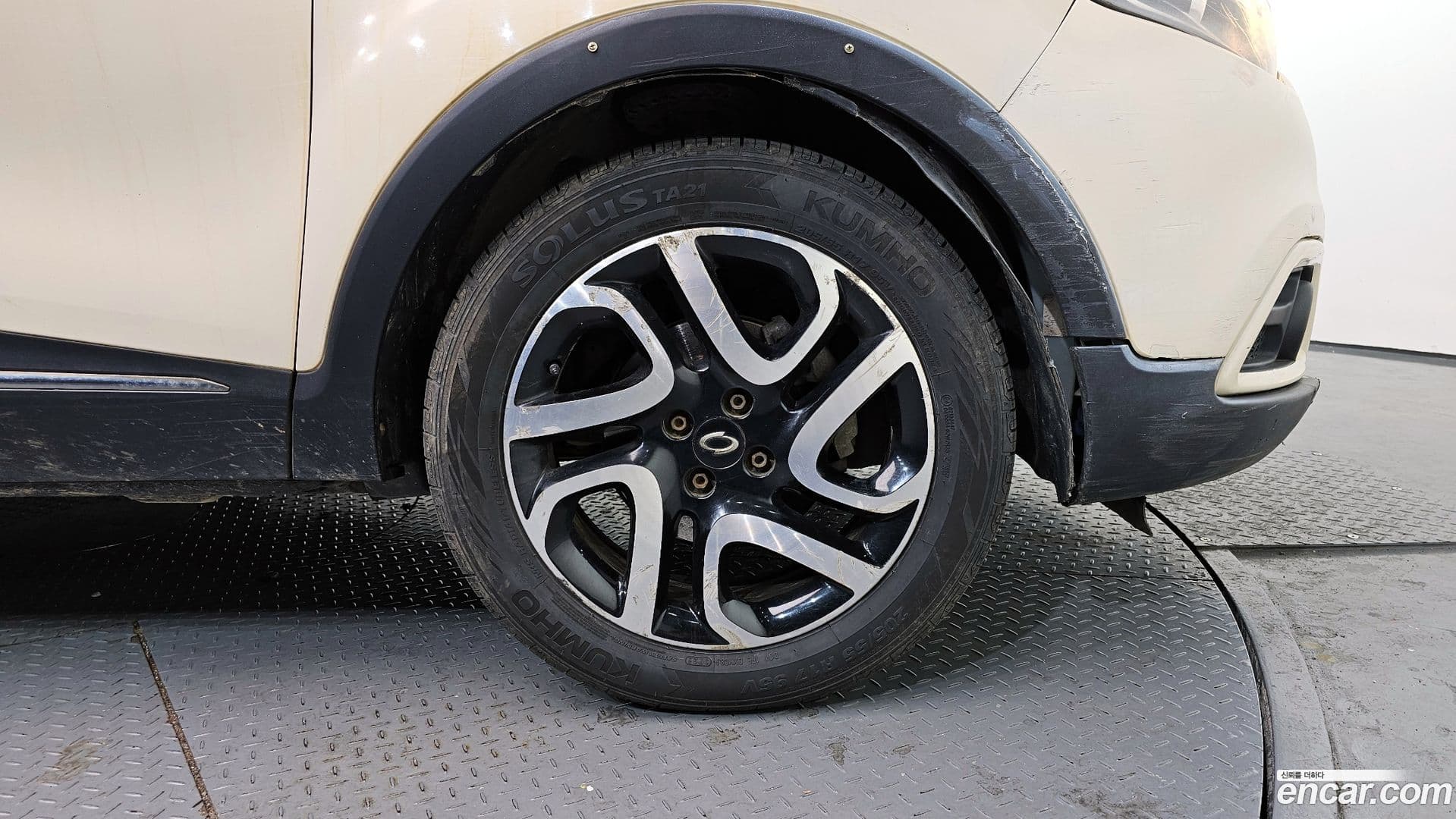 Main__Slider__Photo:QM3 Renault-KoreaSamsung 2016.9-4