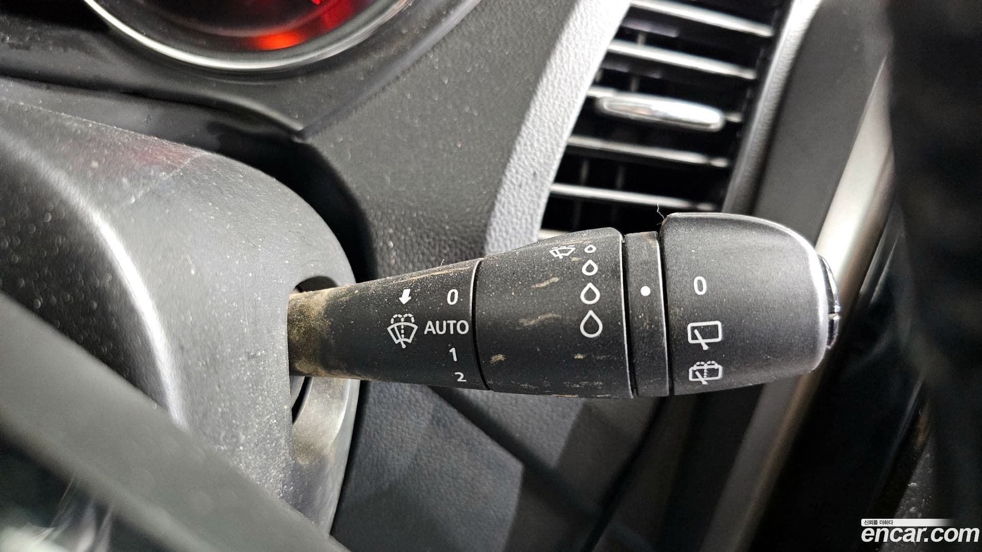 Main__Slider__Photo:QM3 Renault-KoreaSamsung 2016.9-17