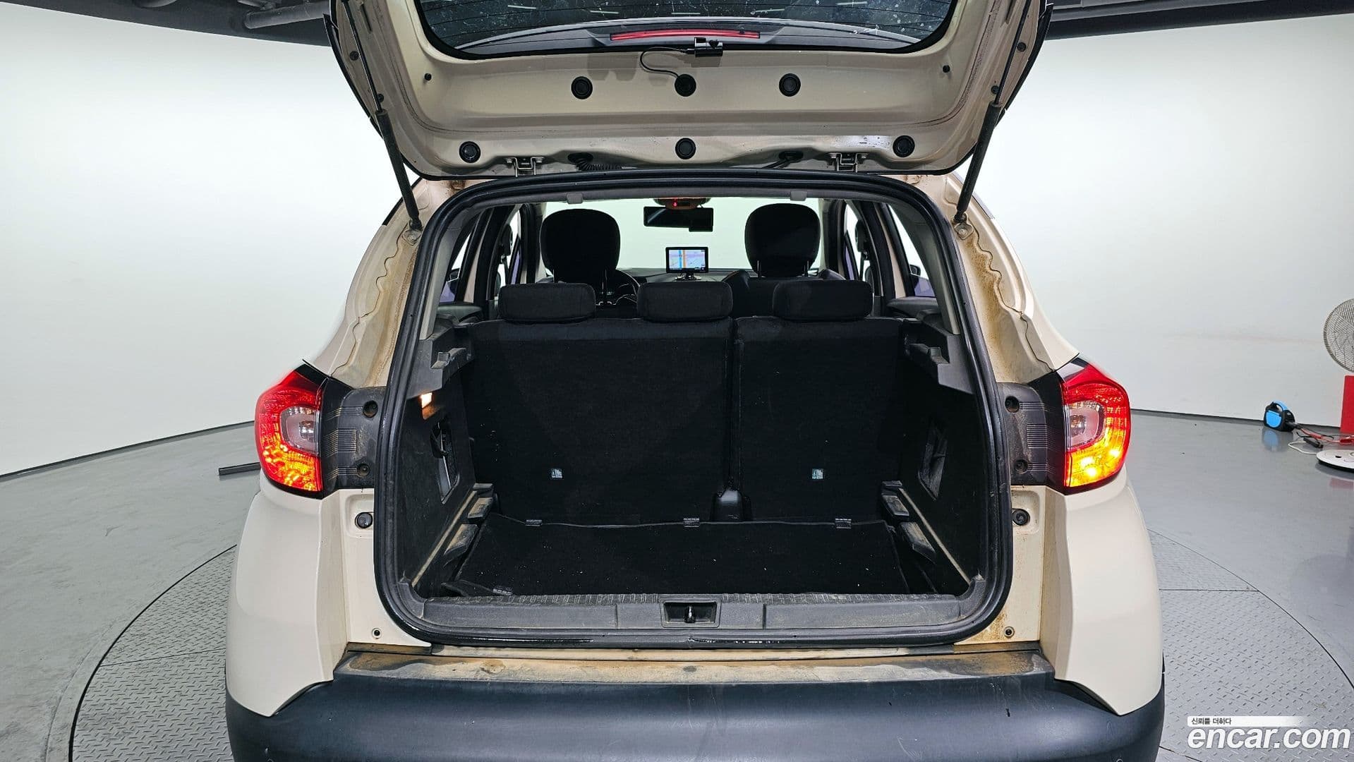 Main__Slider__Photo:QM3 Renault-KoreaSamsung 2016.9-19