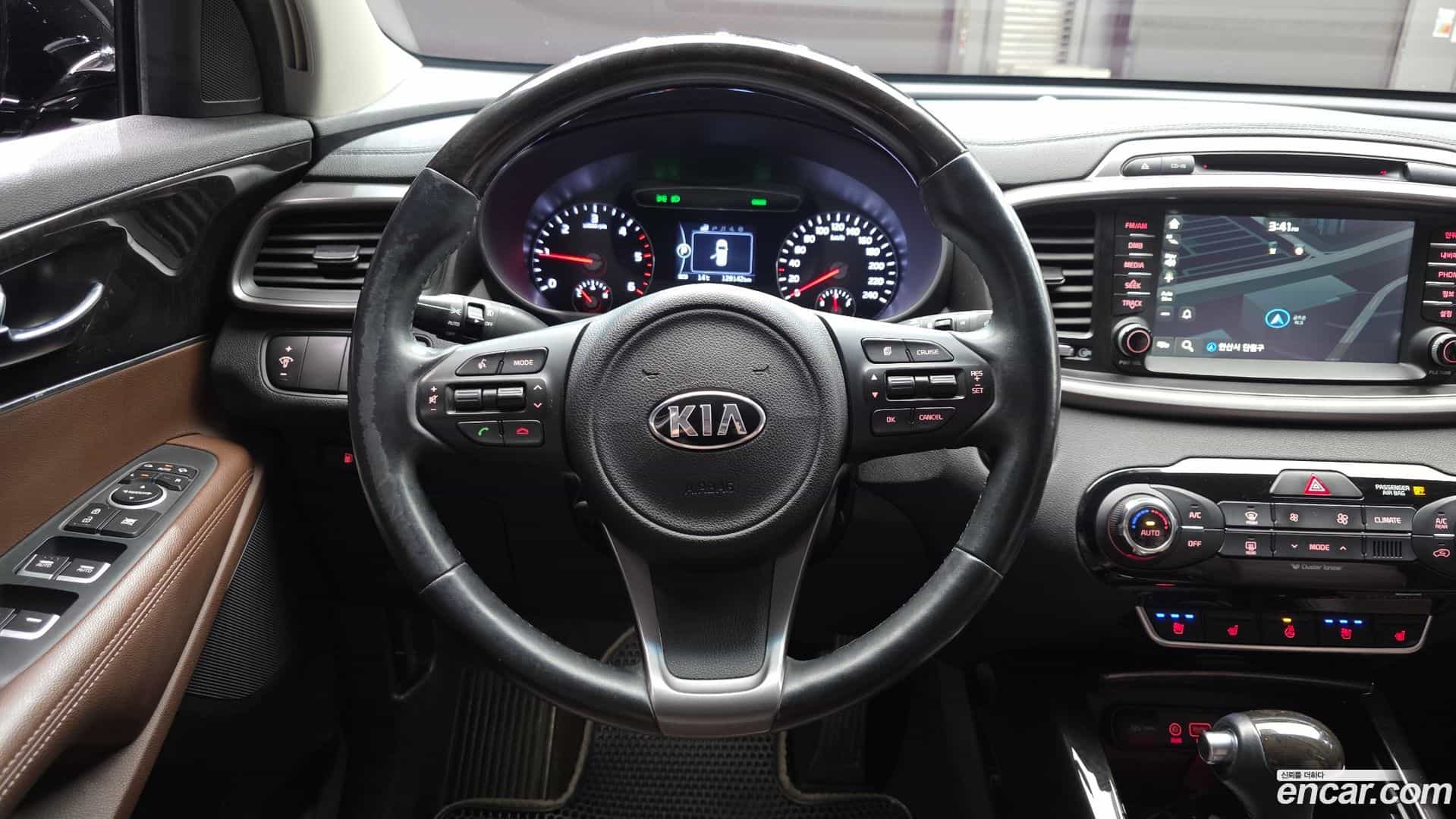 Sorento Kia 2016.3-OPTION-017