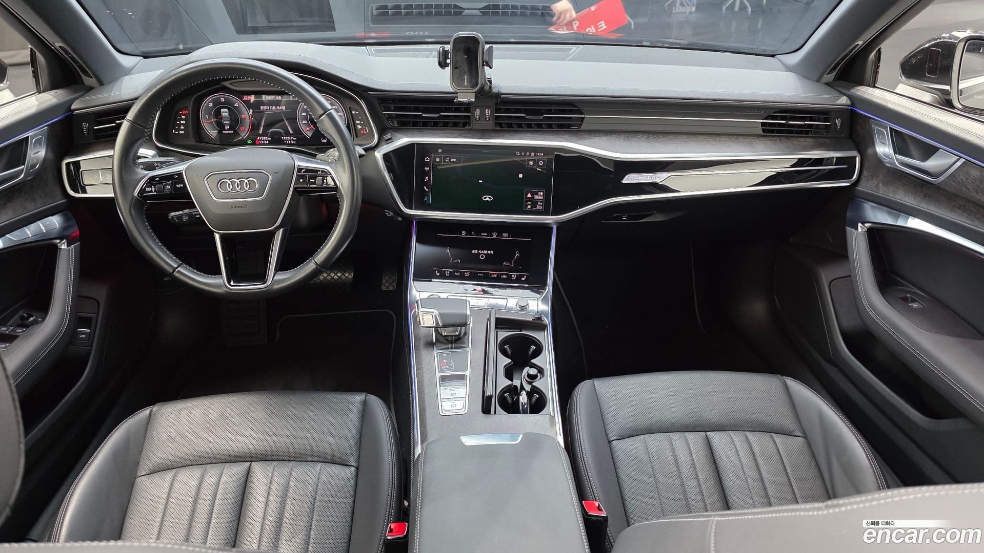 Main__Slider__Photo:A6 Audi 2021.6-6