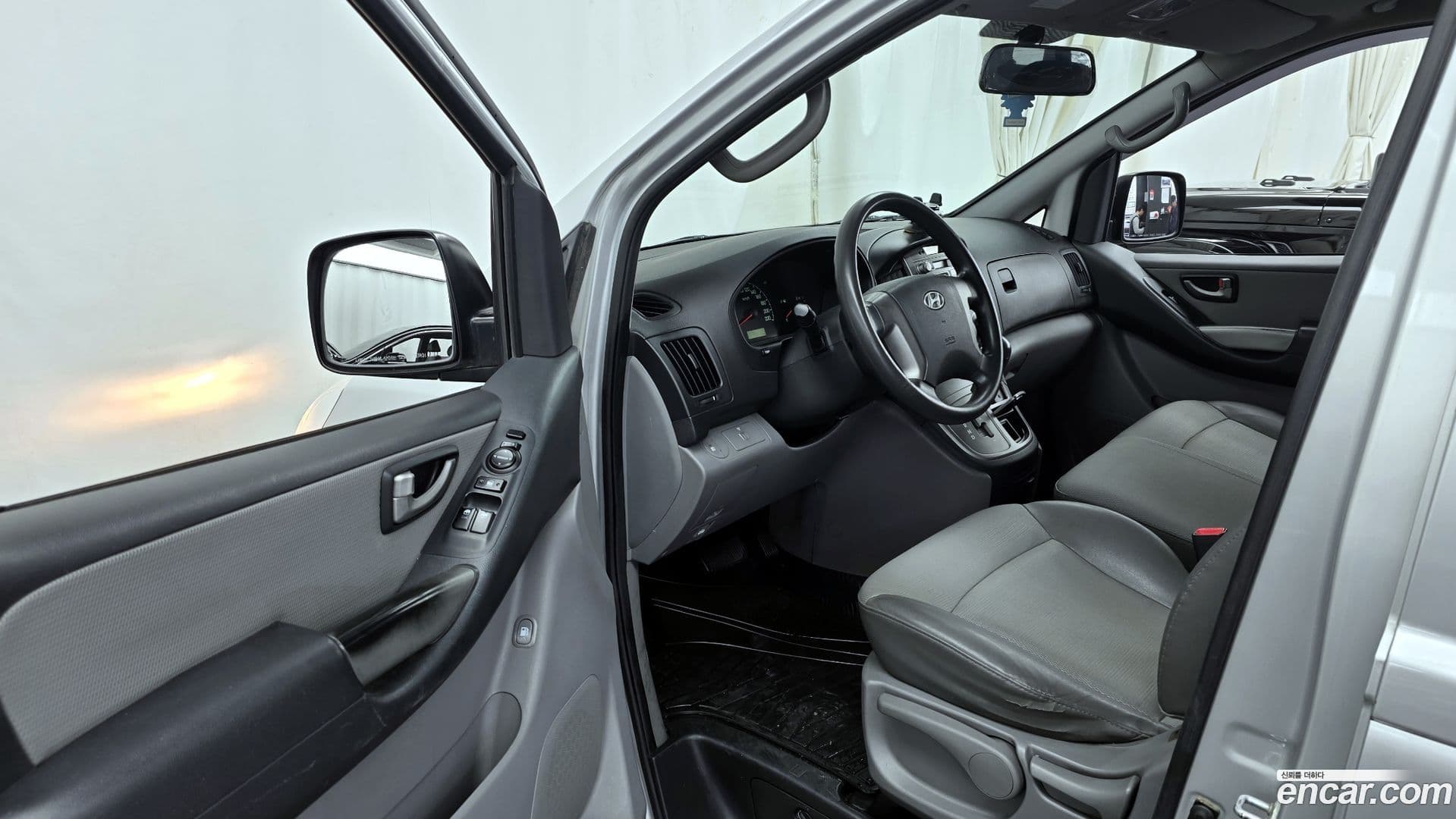 Main__Slider__Photo:Starex Hyundai 2010.3-9