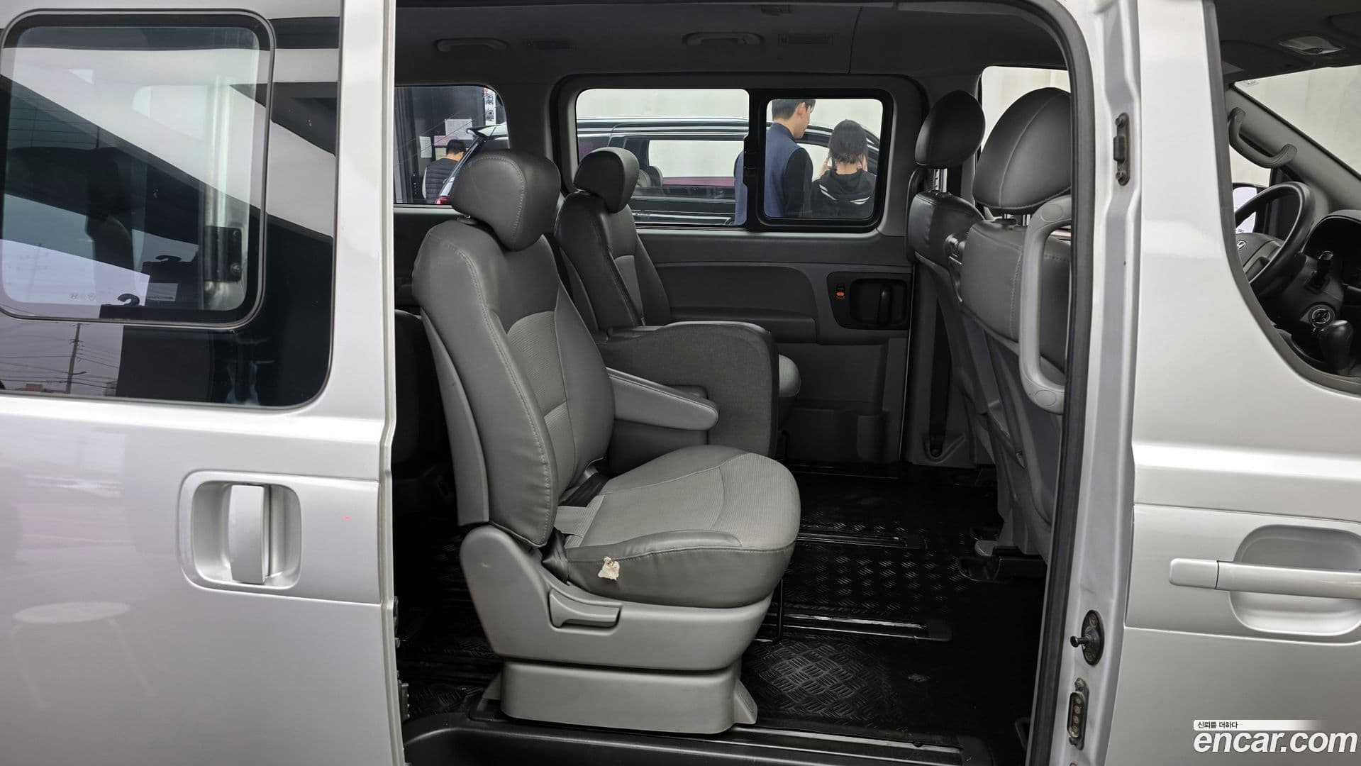 Main__Slider__Photo:Starex Hyundai 2010.3-11