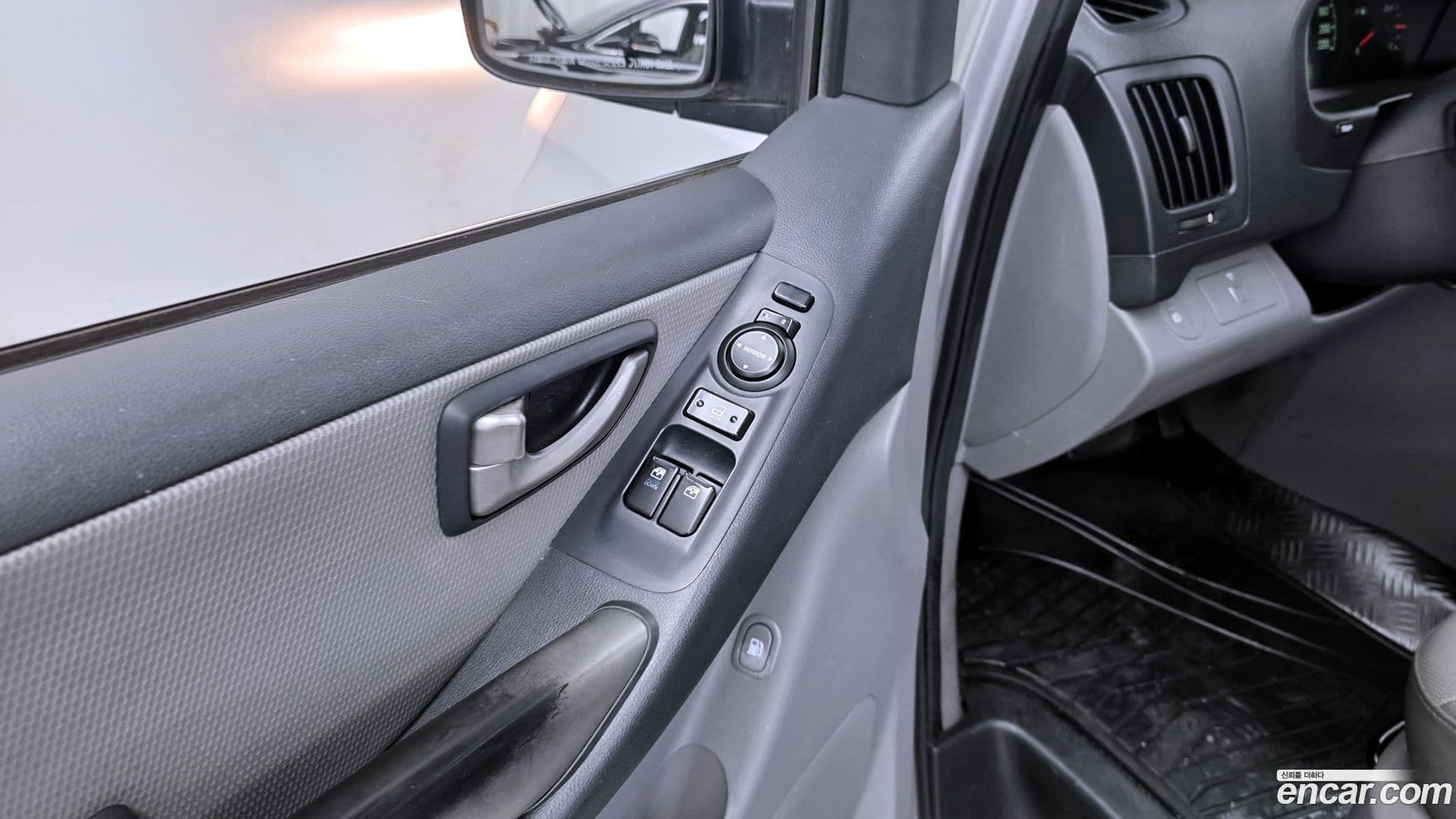 Main__Slider__Photo:Starex Hyundai 2010.3-16