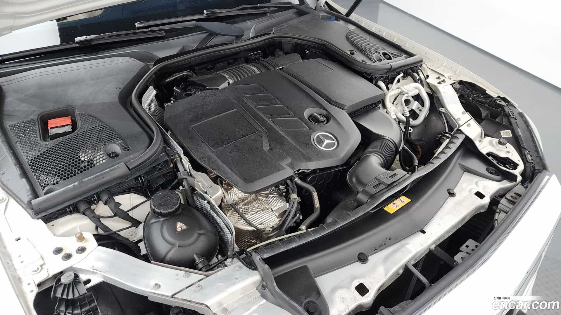 E-Class Mercedes-Benz 2018.10-OUTER-006