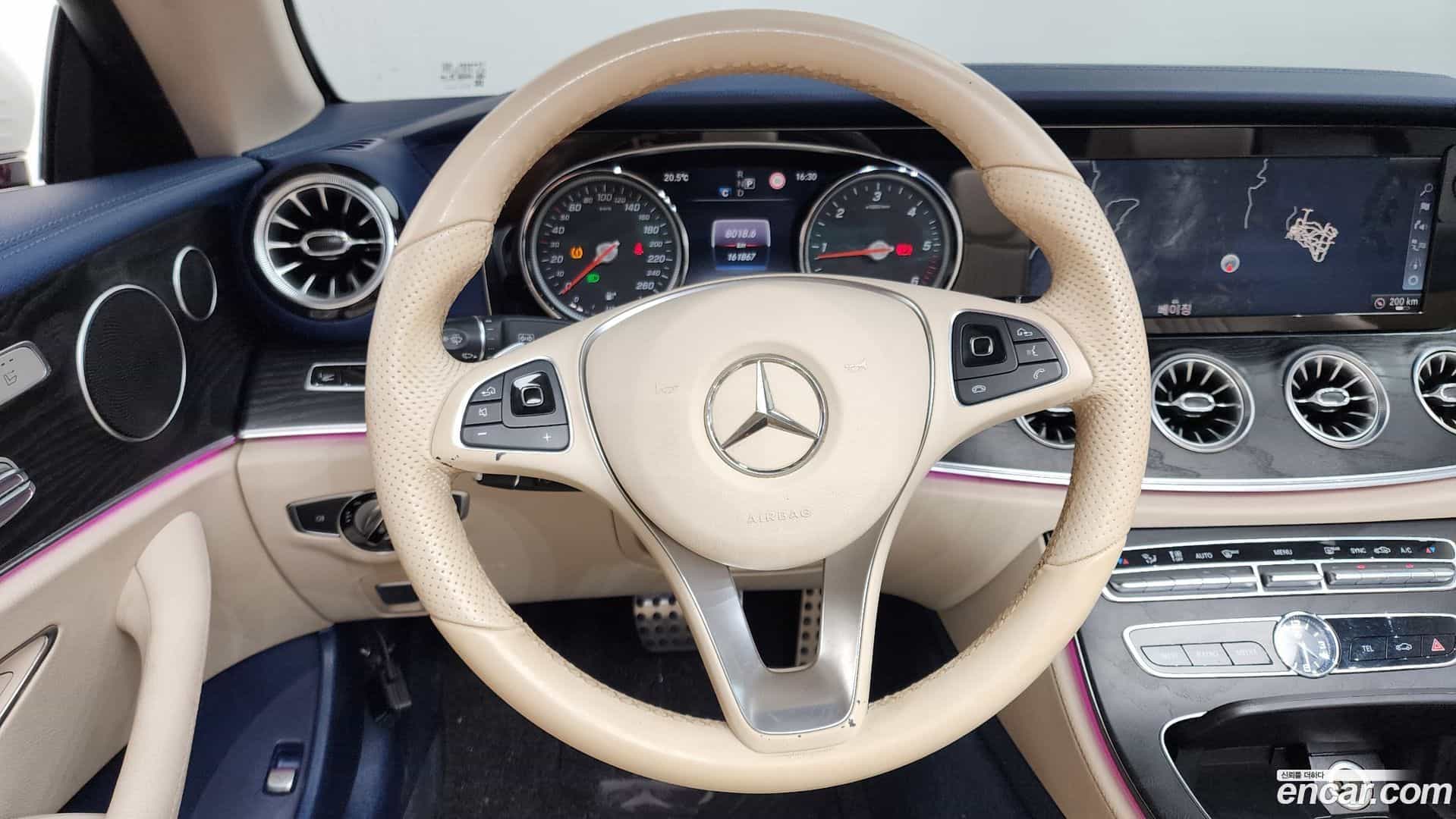 E-Class Mercedes-Benz 2018.10-OPTION-017