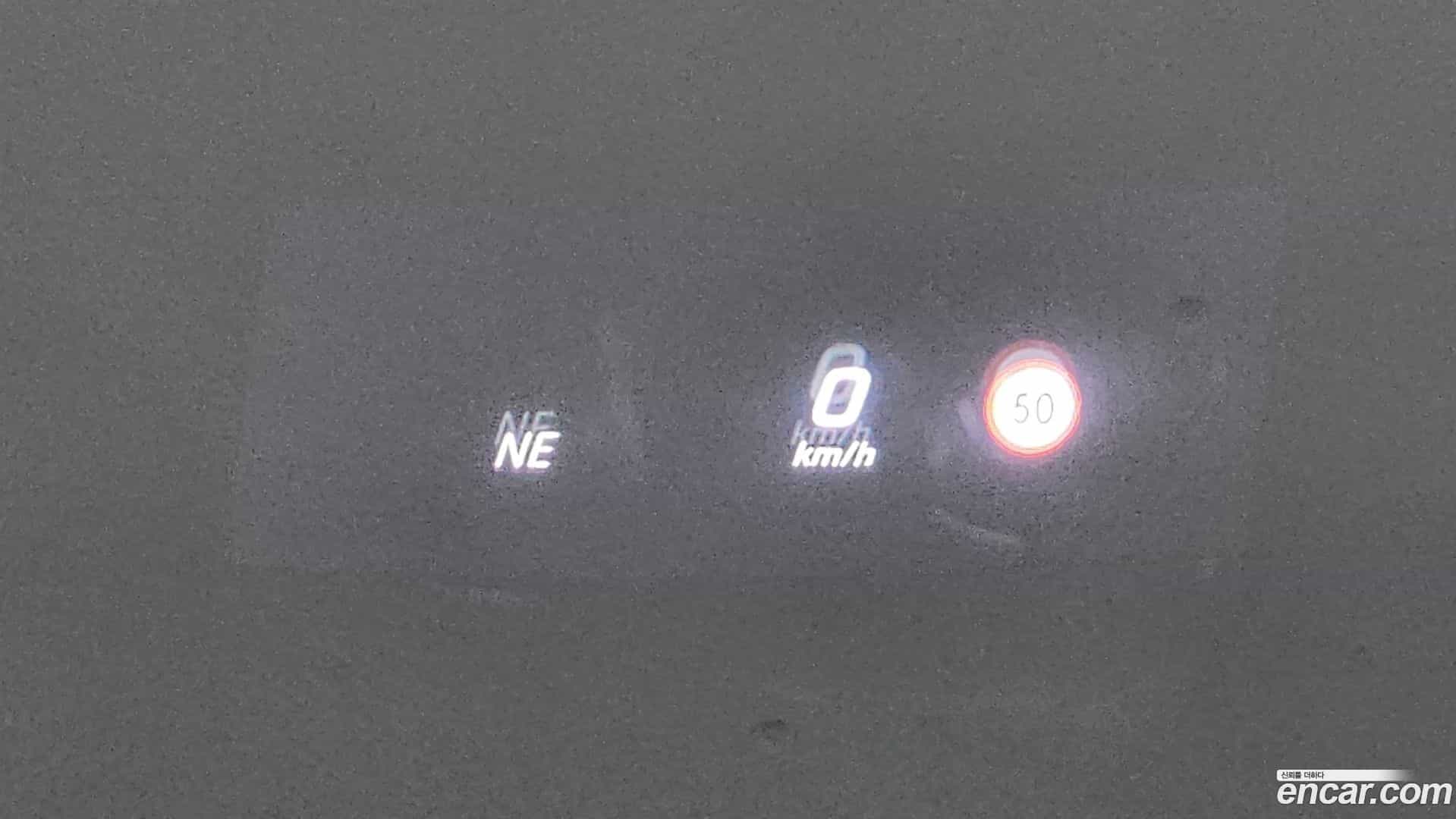 E-Class Mercedes-Benz 2018.10-OPTION-022